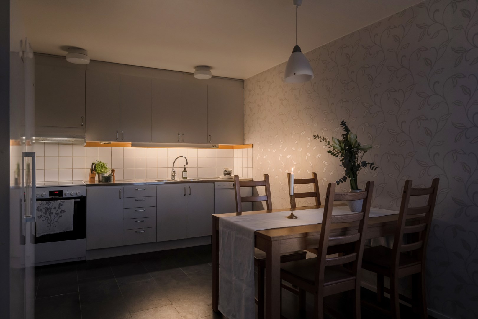 Bostadsbild från Herrhagsvägen 186, Såld i Herrhagen, Uppsala