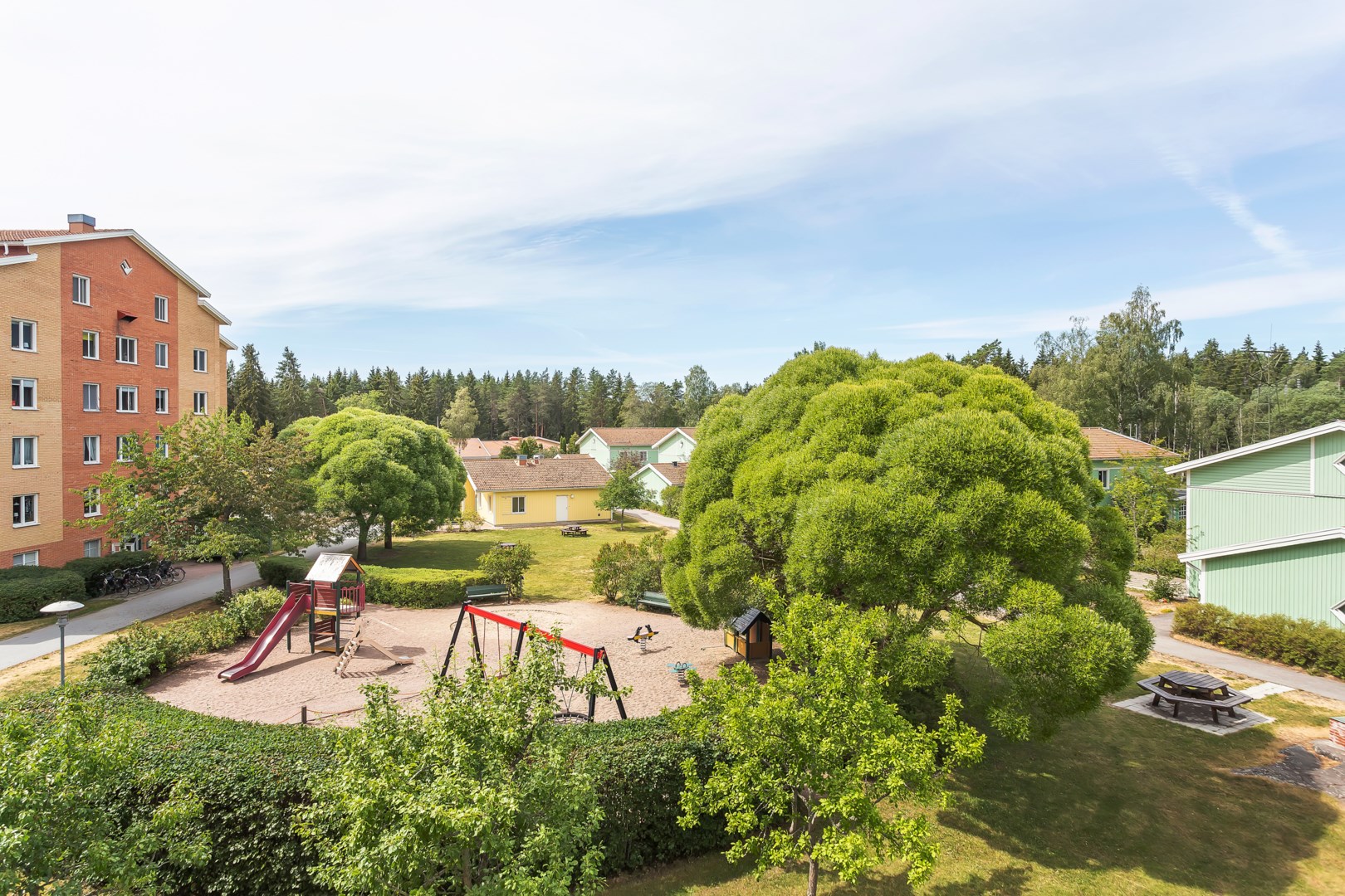 Bostadsbild från Herrhagsvägen 186, Såld i Herrhagen, Uppsala