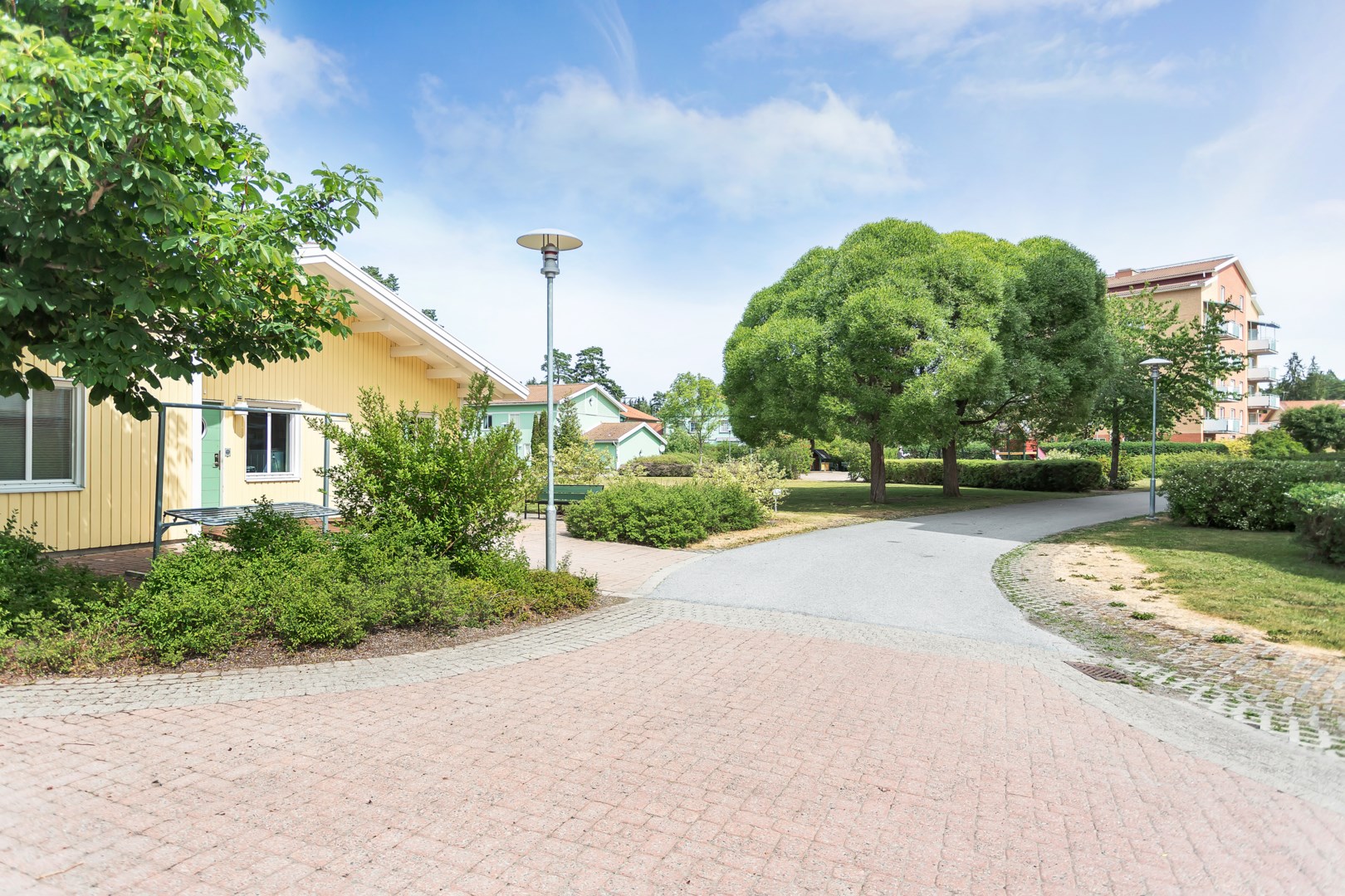 Bostadsbild från Herrhagsvägen 186, Såld i Herrhagen, Uppsala