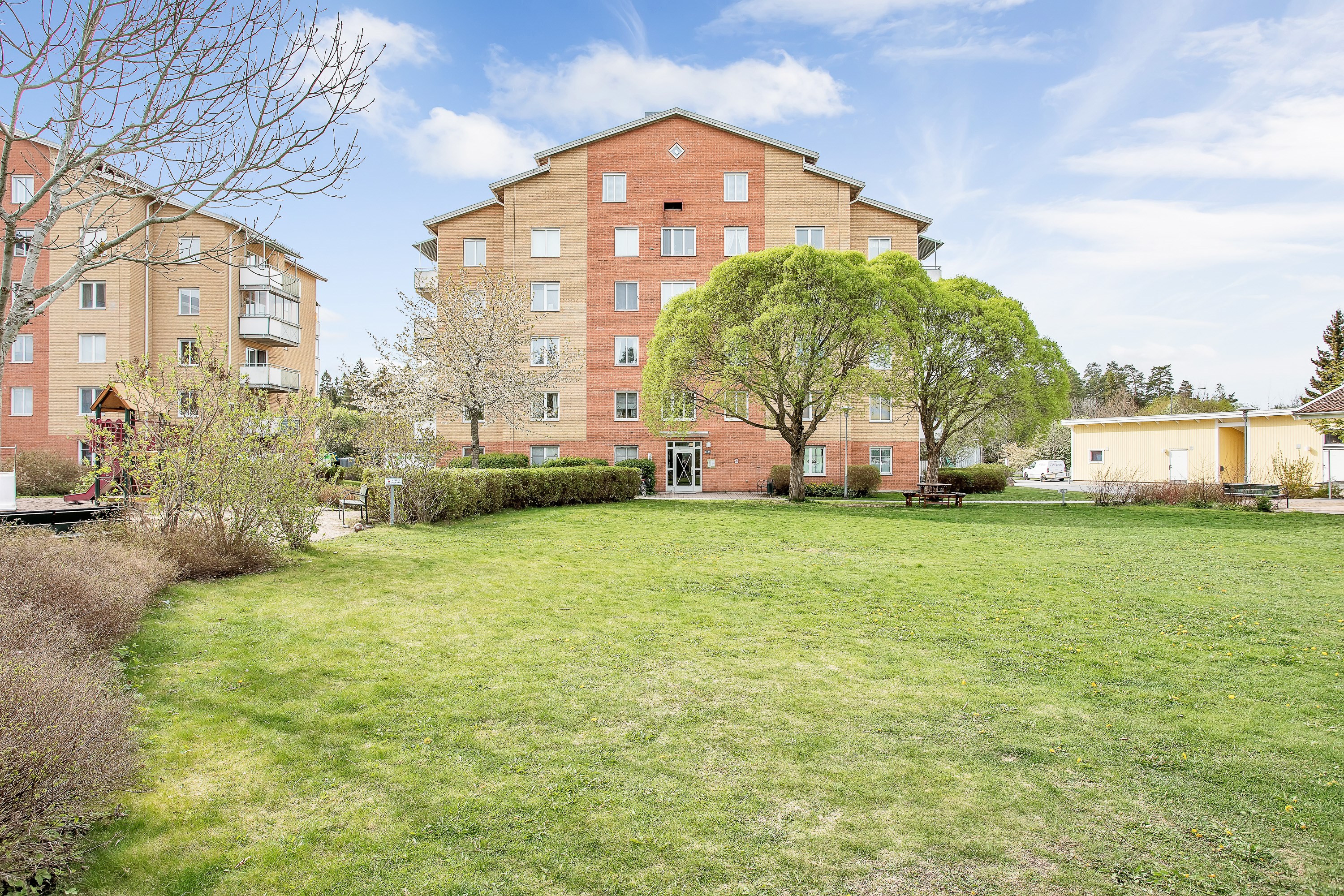 Bostadsbild från Herrhagsvägen 186, Såld i Herrhagen, Uppsala