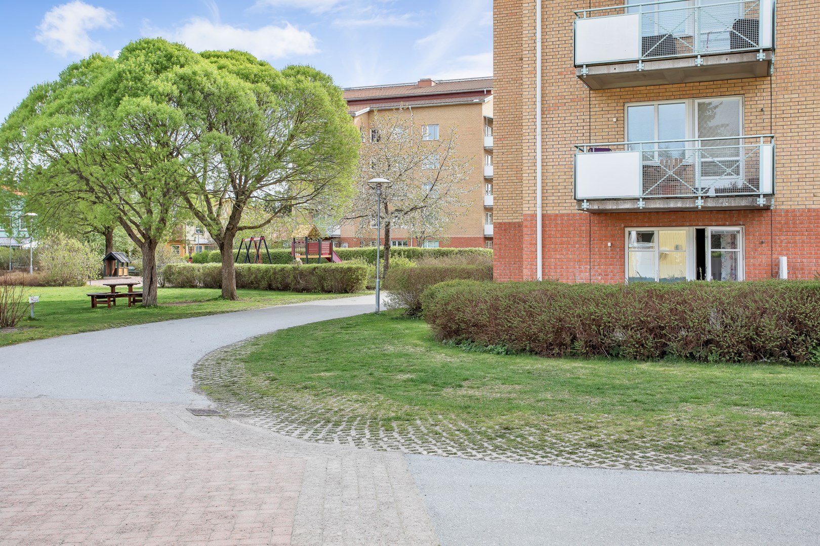 Bostadsbild från Herrhagsvägen 186, Såld i Herrhagen, Uppsala