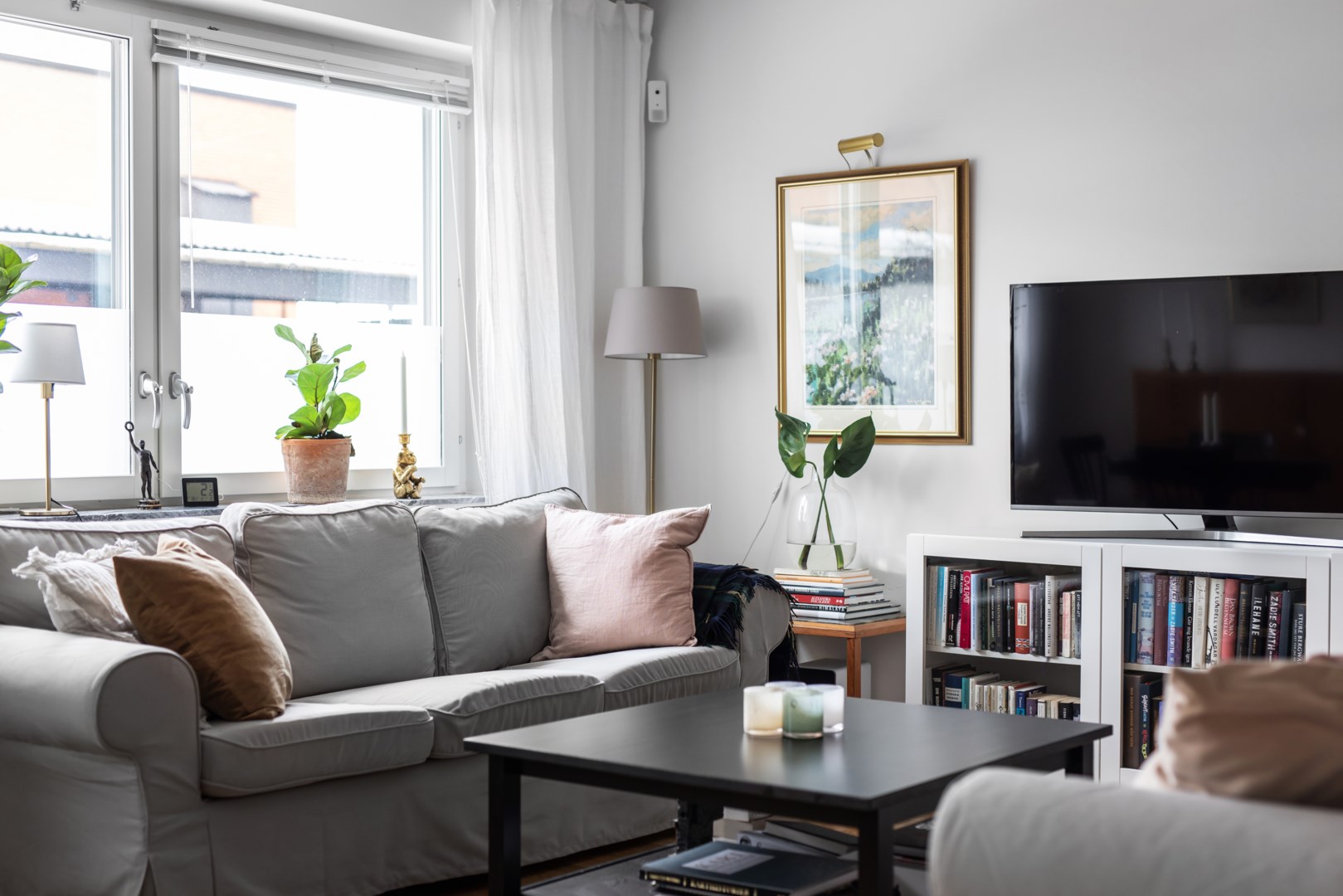 Bostadsbild från Chamottevägen 15, Såld i Porslinskvarteren, Värmdö