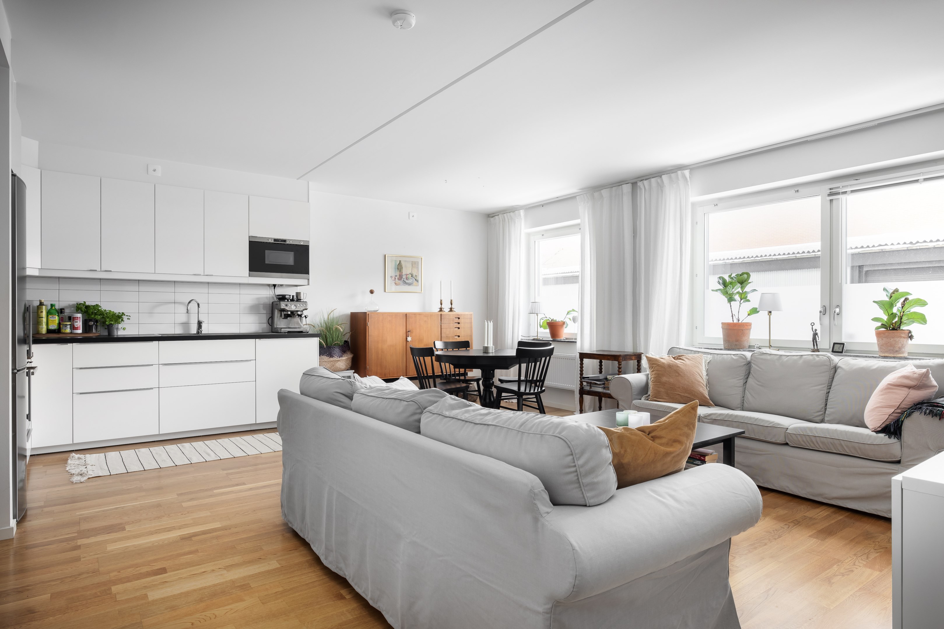 Bostadsbild från Chamottevägen 15, Såld i Porslinskvarteren, Värmdö