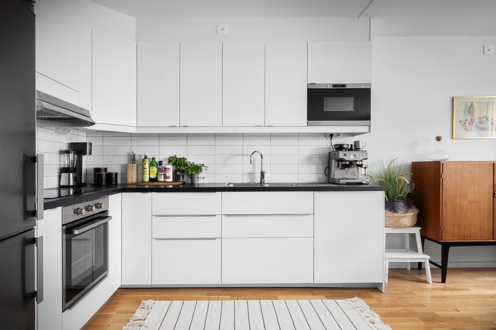 Bostadsbild från Chamottevägen 15, Såld i Porslinskvarteren, Värmdö