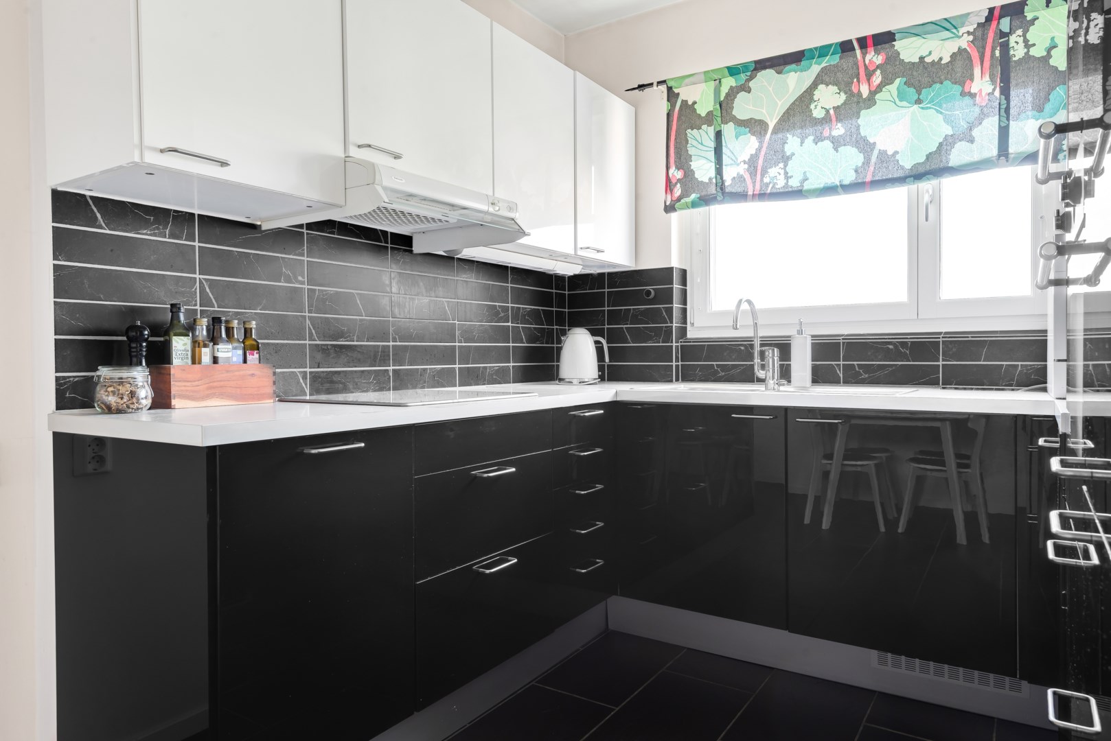 Bostadsbild från Tiundagatan 47, Såld i Luthagen, Uppsala