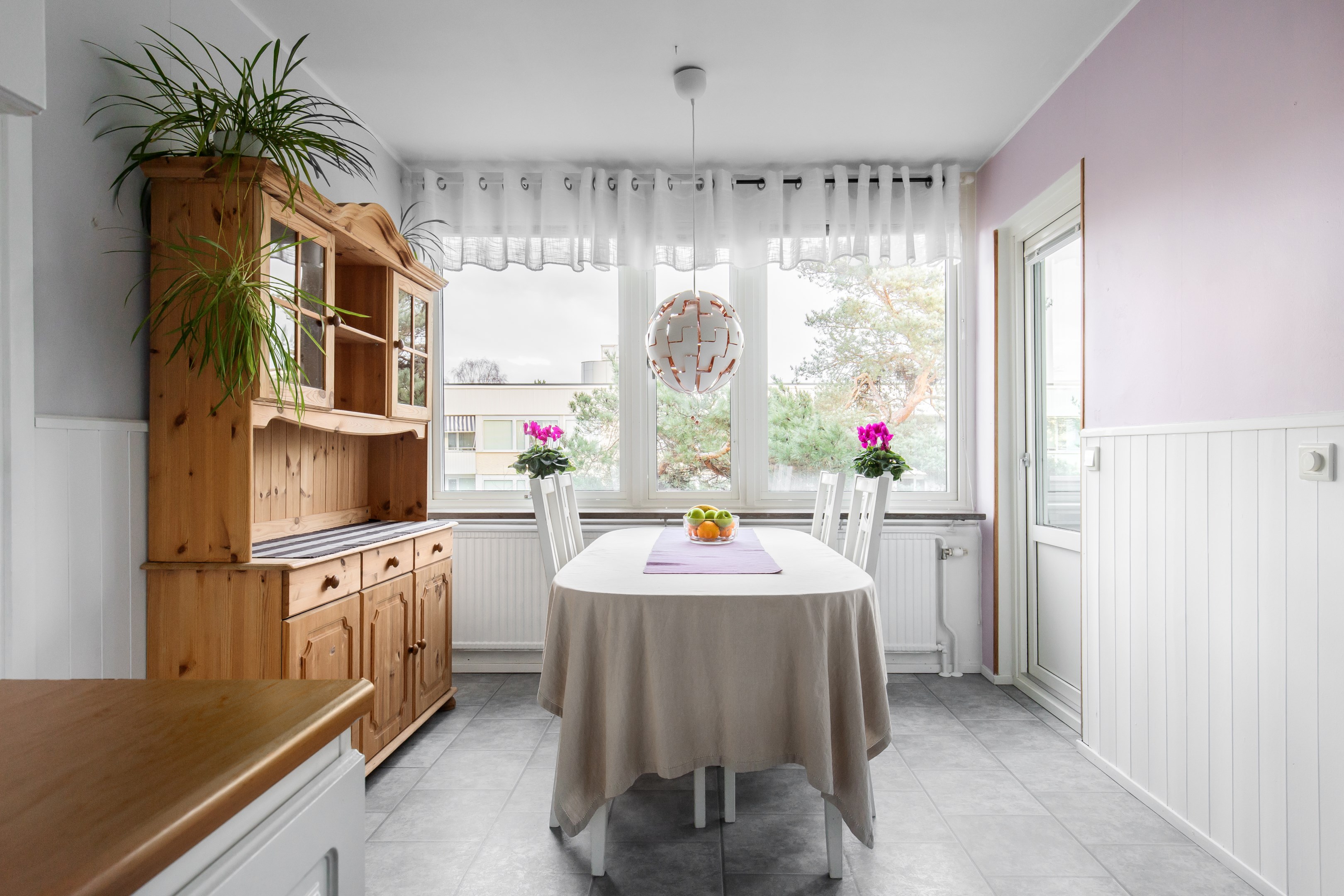 Bostadsbild från Loftvägen 17, Kommande i Segeltorp, Huddinge