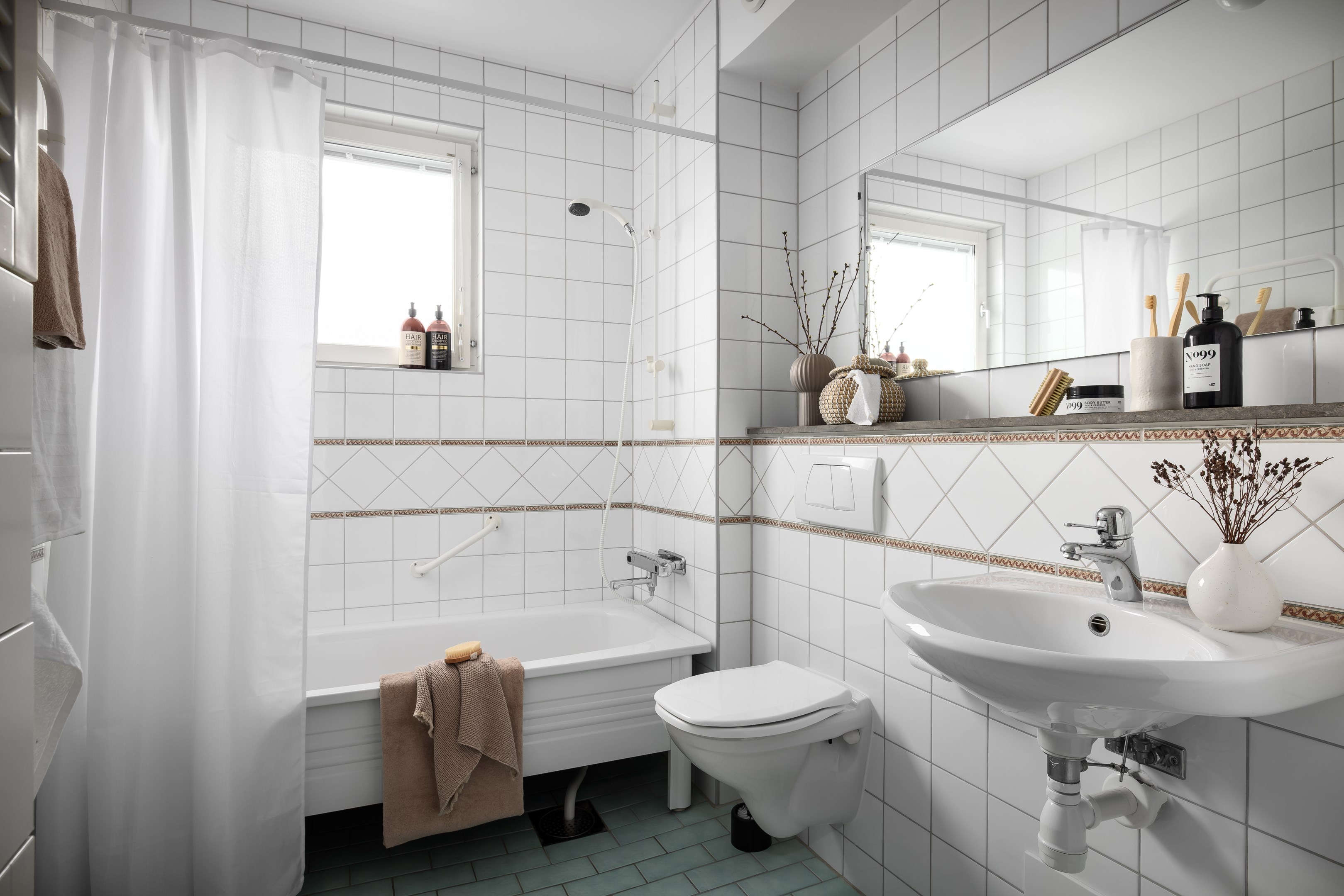 Bostadsbild från Karbidgränd 2, Såld i Järla sjö, Nacka