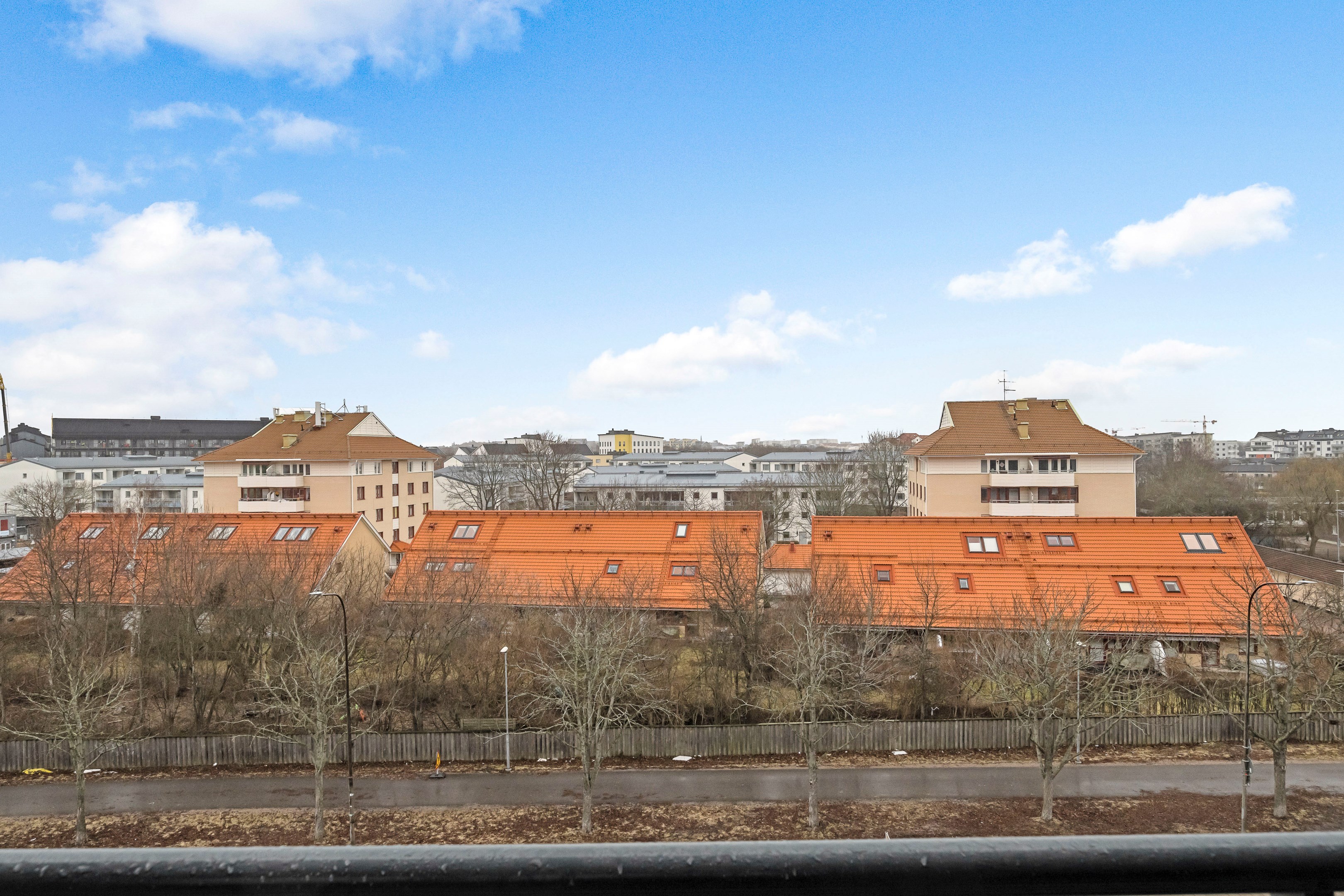 Bostadsbild från Vattholmavägen 8C, Till salu i Kapellgärdet, Uppsala