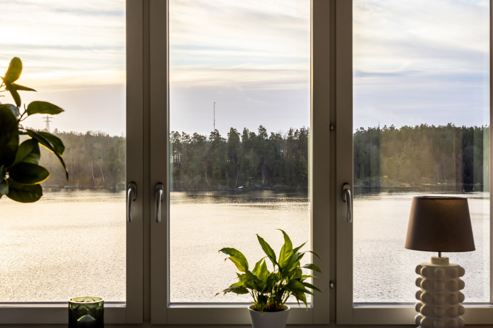 Bostadsbild från Tollare kaj 8, 6 tr, Såld i Tollare, Nacka