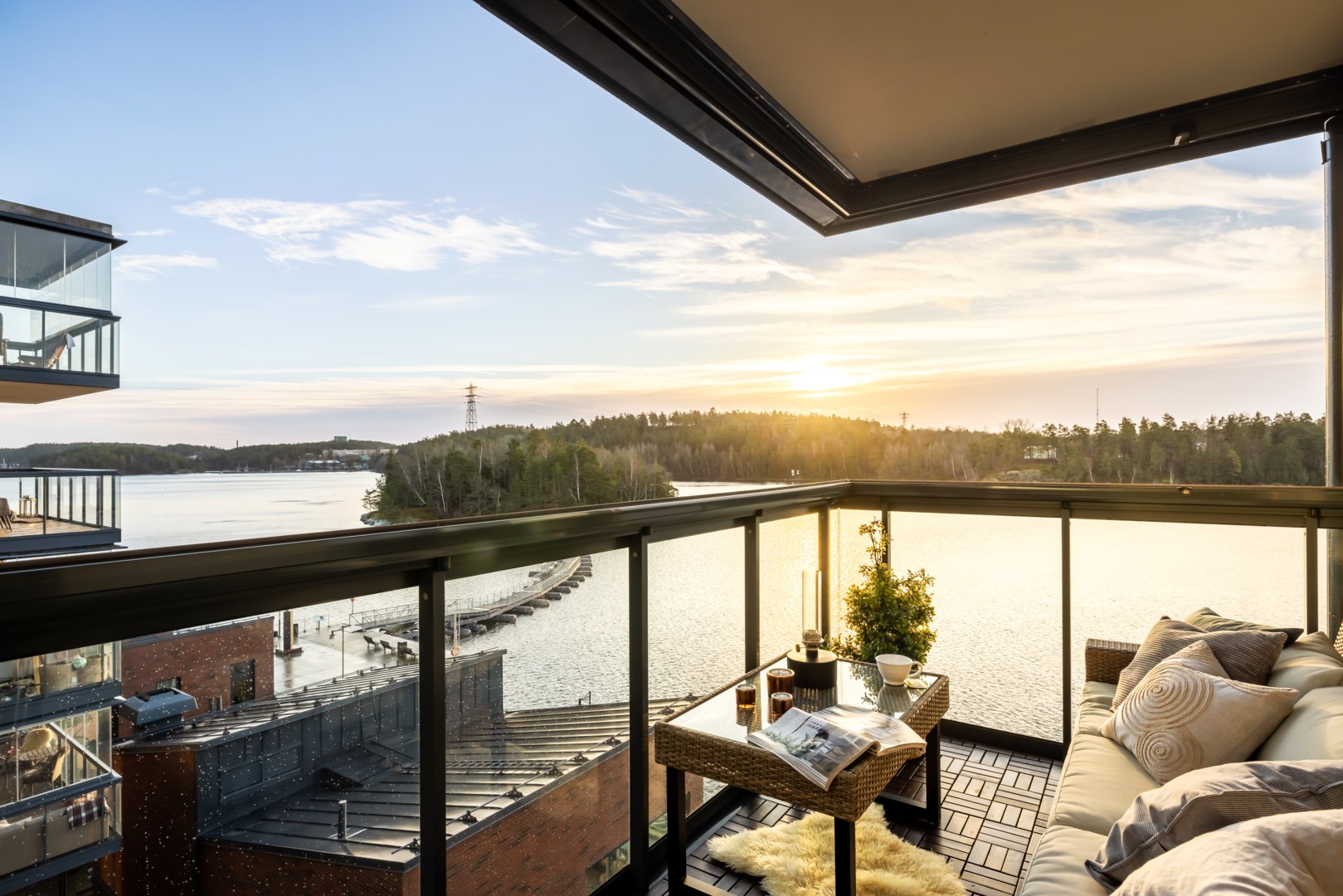 Bostadsbild från Tollare kaj 8, 6 tr, Såld i Tollare, Nacka