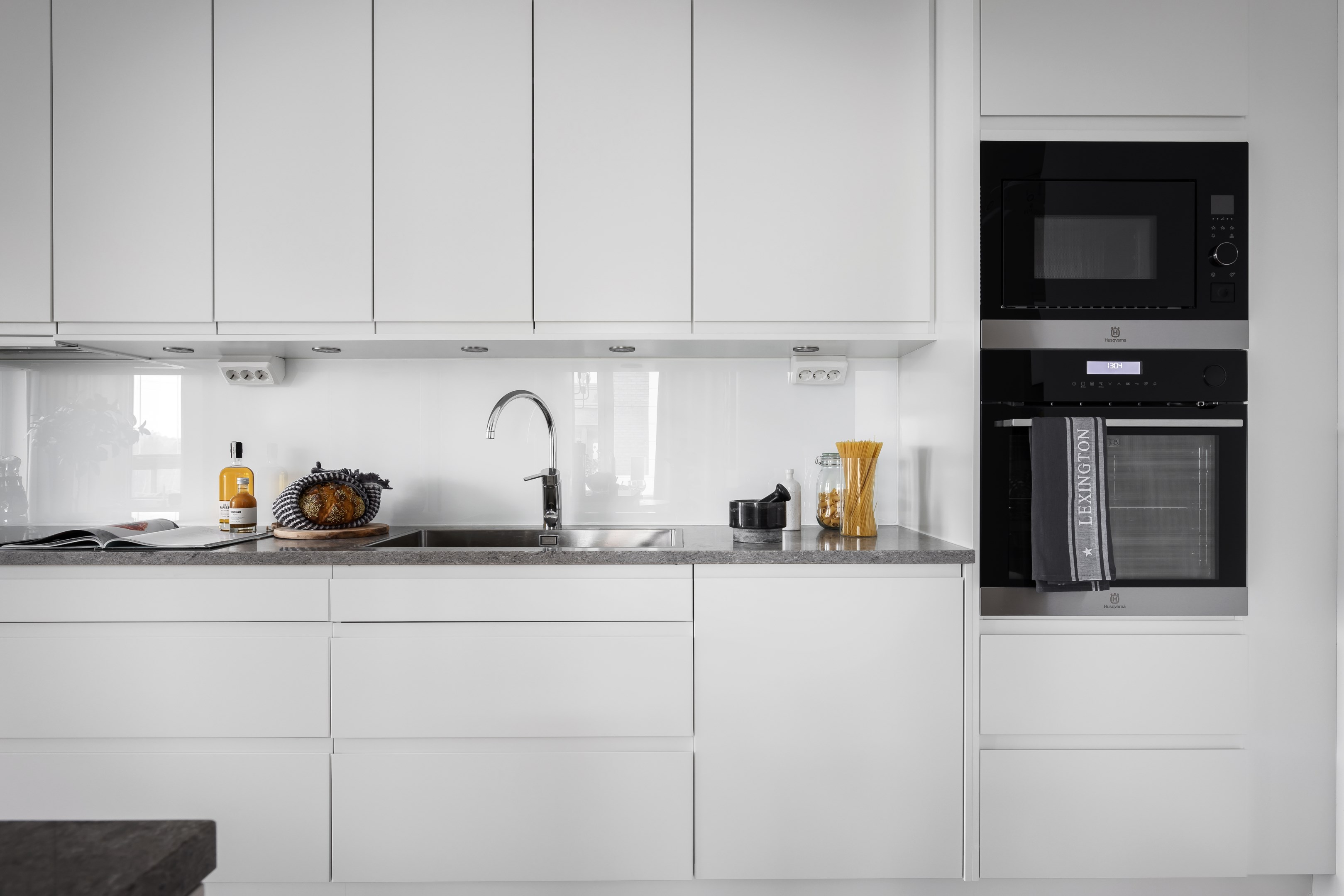 Bostadsbild från Tollare kaj 8, 6 tr, Såld i Tollare, Nacka