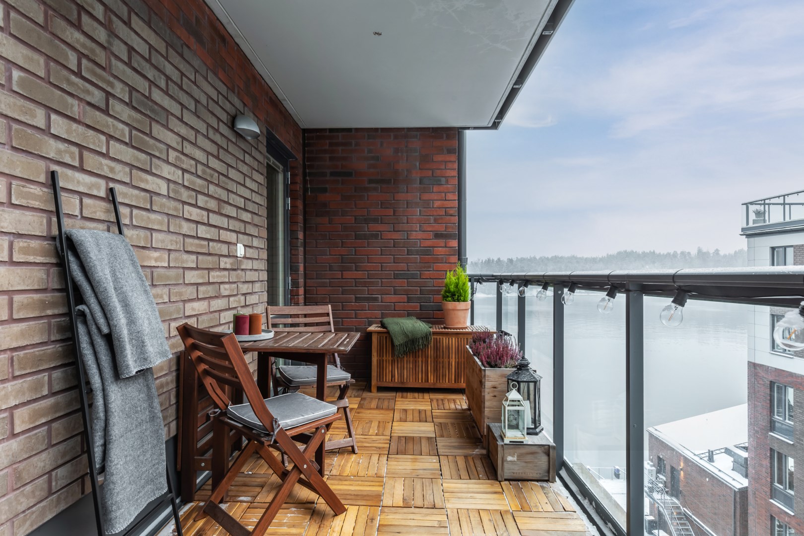 Bostadsbild från Tollare kaj 4, 7 av 8 tr, Såld i Tollare, Nacka