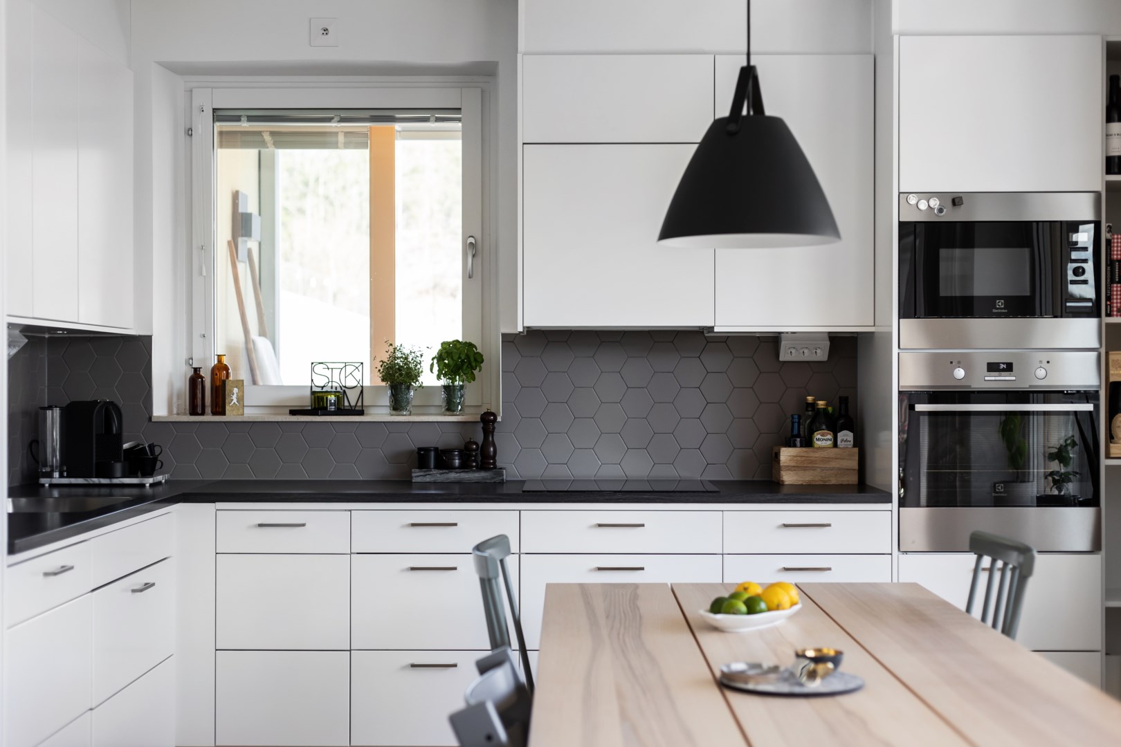 Bostadsbild från Tollareslingan 50, 3/4 tr, Såld i Tollare, Nacka