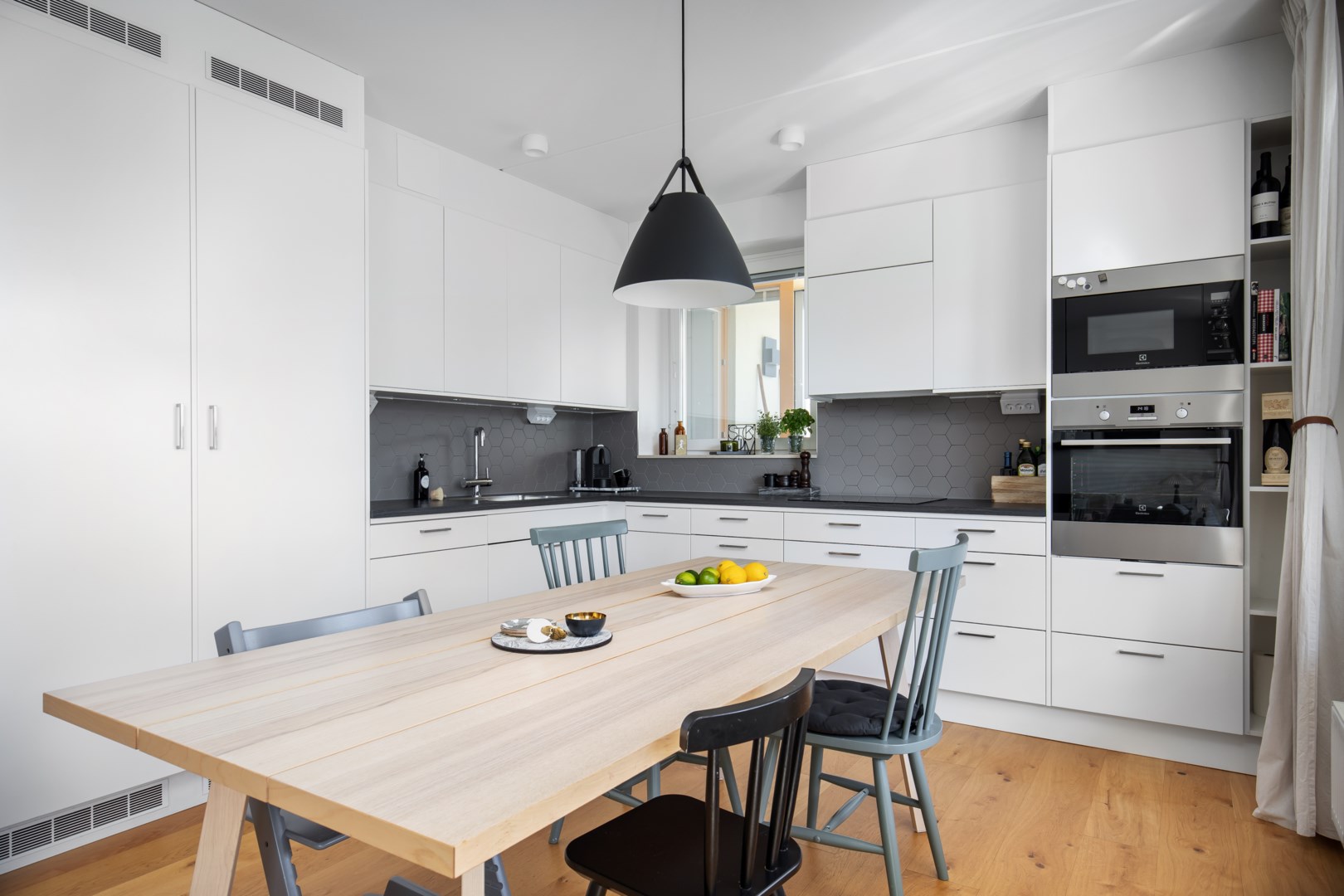 Bostadsbild från Tollareslingan 50, 3/4 tr, Såld i Tollare, Nacka