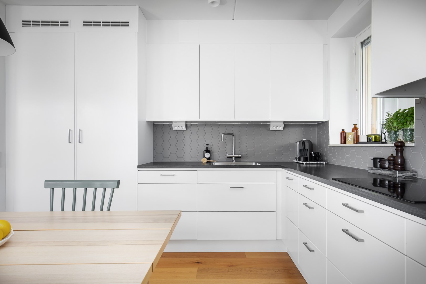 Bostadsbild från Tollareslingan 50, 3/4 tr, Såld i Tollare, Nacka