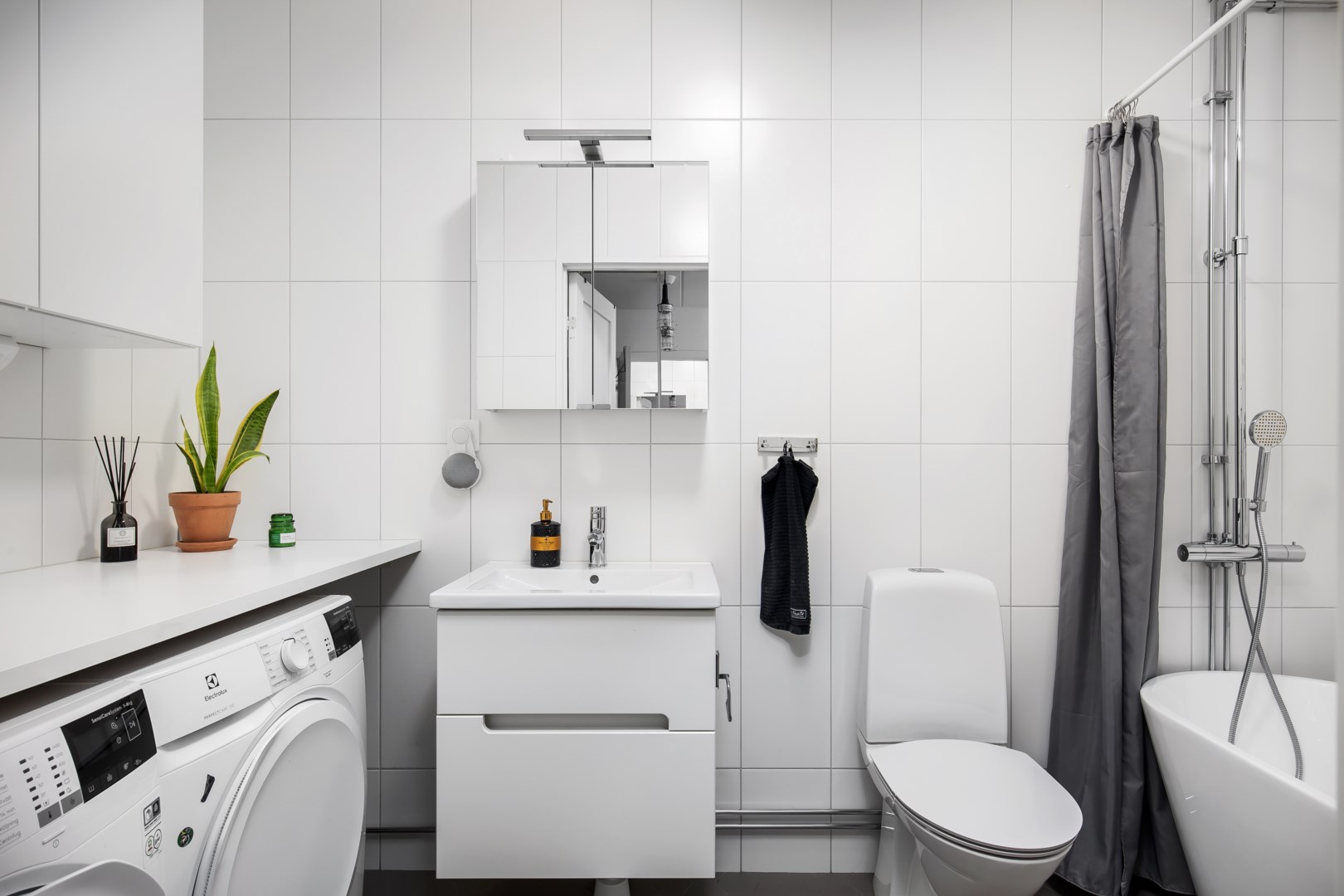 Bostadsbild från Tollareslingan 50, 3/4 tr, Såld i Tollare, Nacka