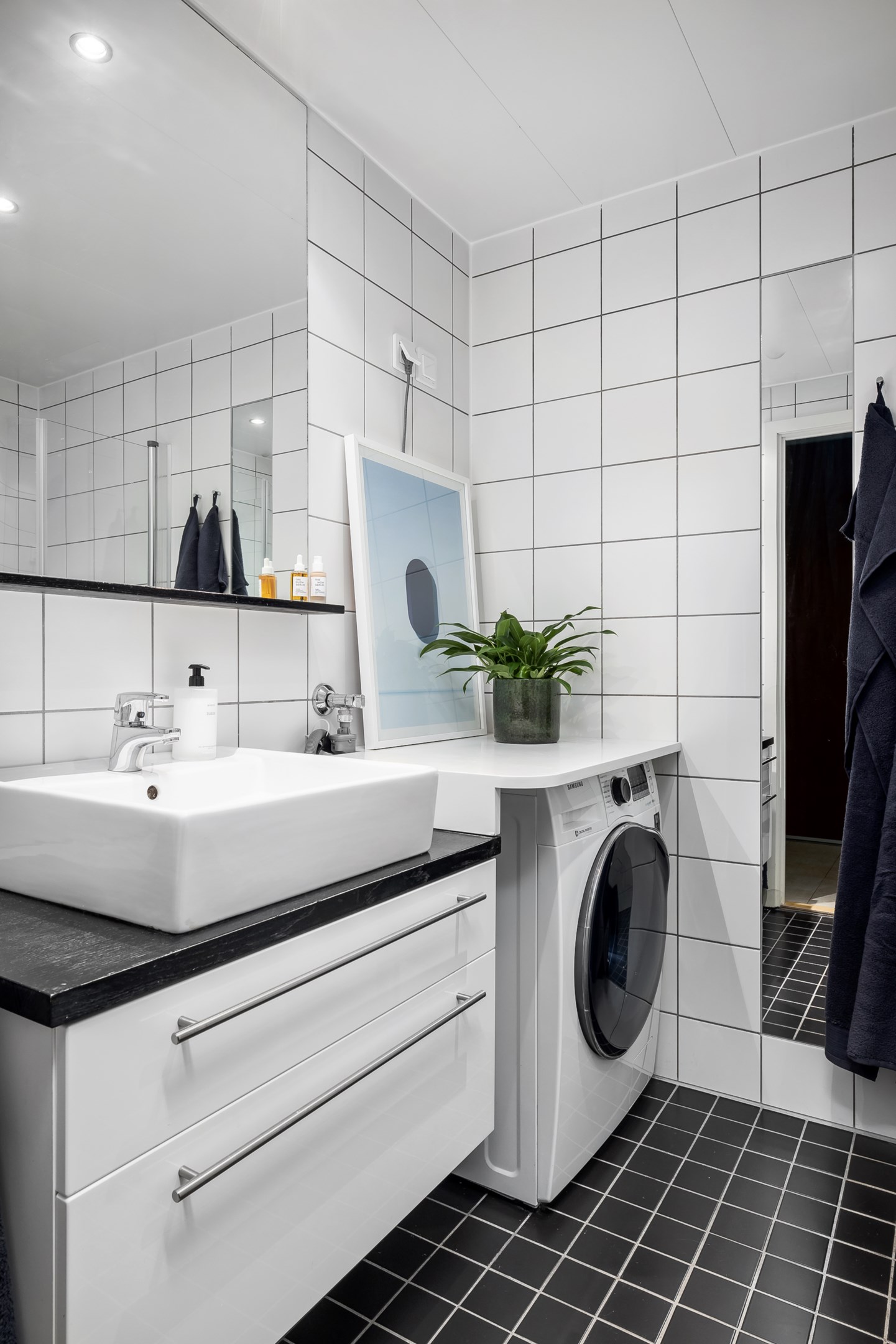 Bostadsbild från Sjökvarnsbacken 6, Såld i Saltsjöqvarn, Nacka