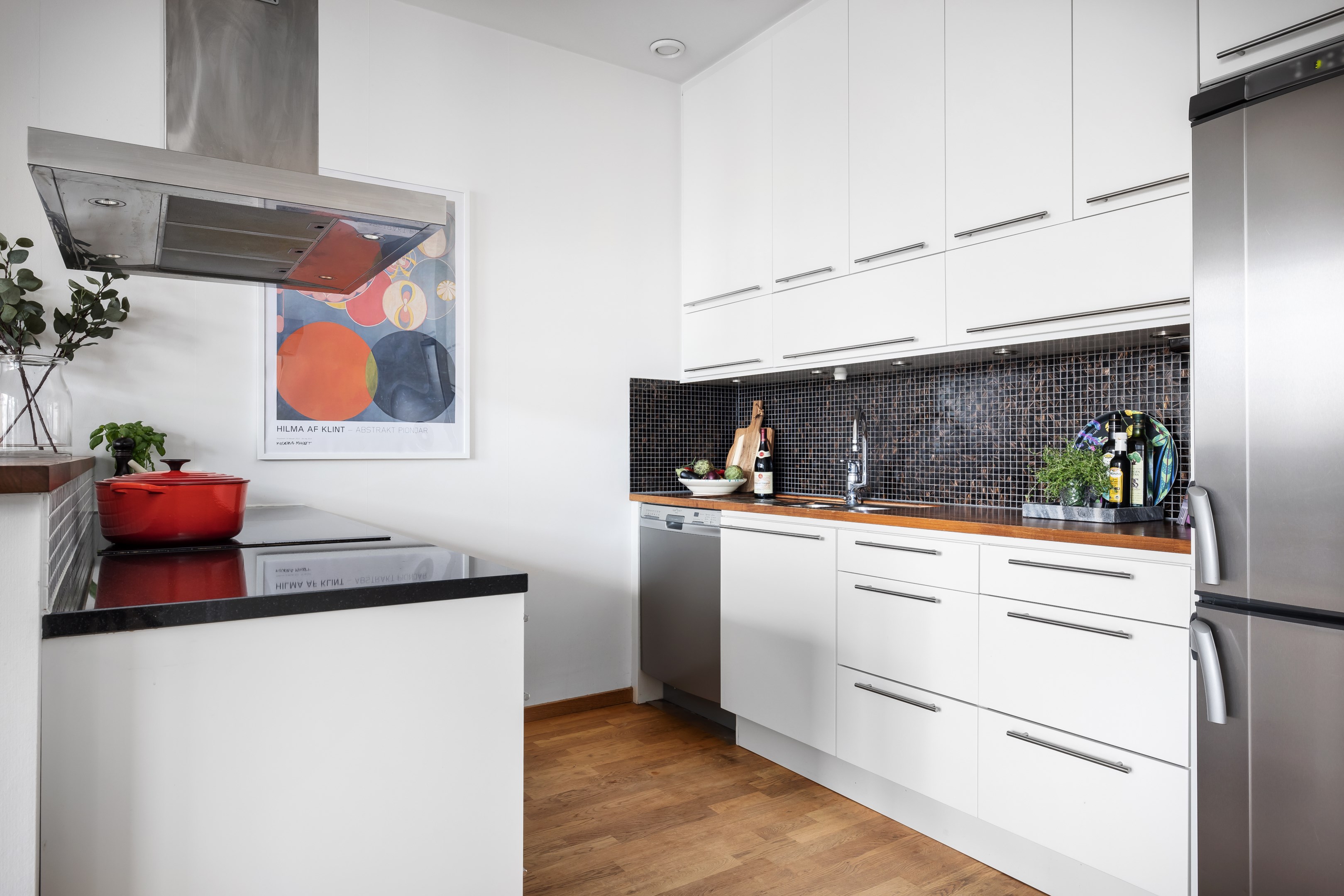 Bostadsbild från Sjökvarnsbacken 6, Såld i Saltsjöqvarn, Nacka