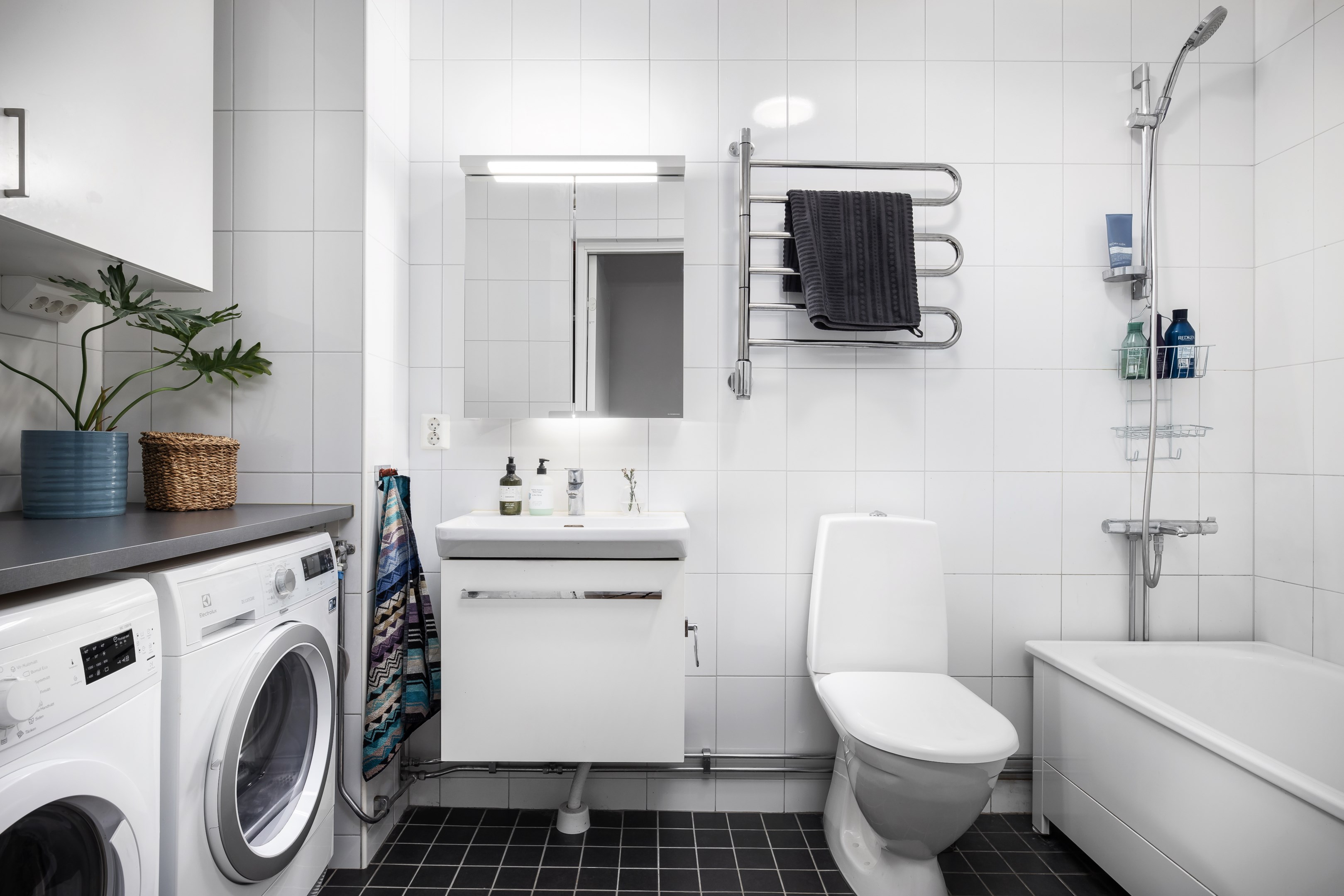 Bostadsbild från Hedenströms väg 15, 1tr, Såld i Tollare, Nacka