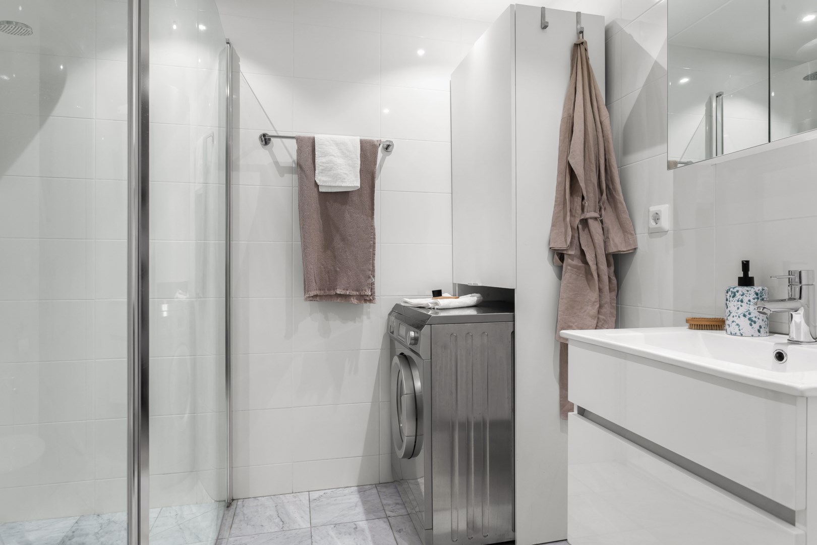 Bostadsbild från Vårdsätravägen 3B, Såld i Rosendal, Uppsala