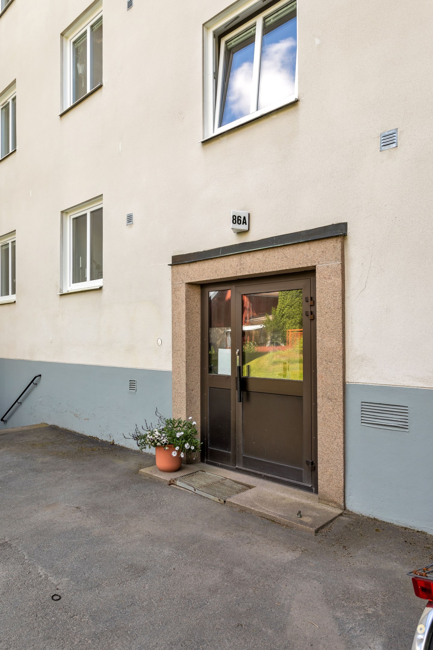 Bostadsbild från Karlsrogatan 86 A, Såld i Sommarro, Uppsala