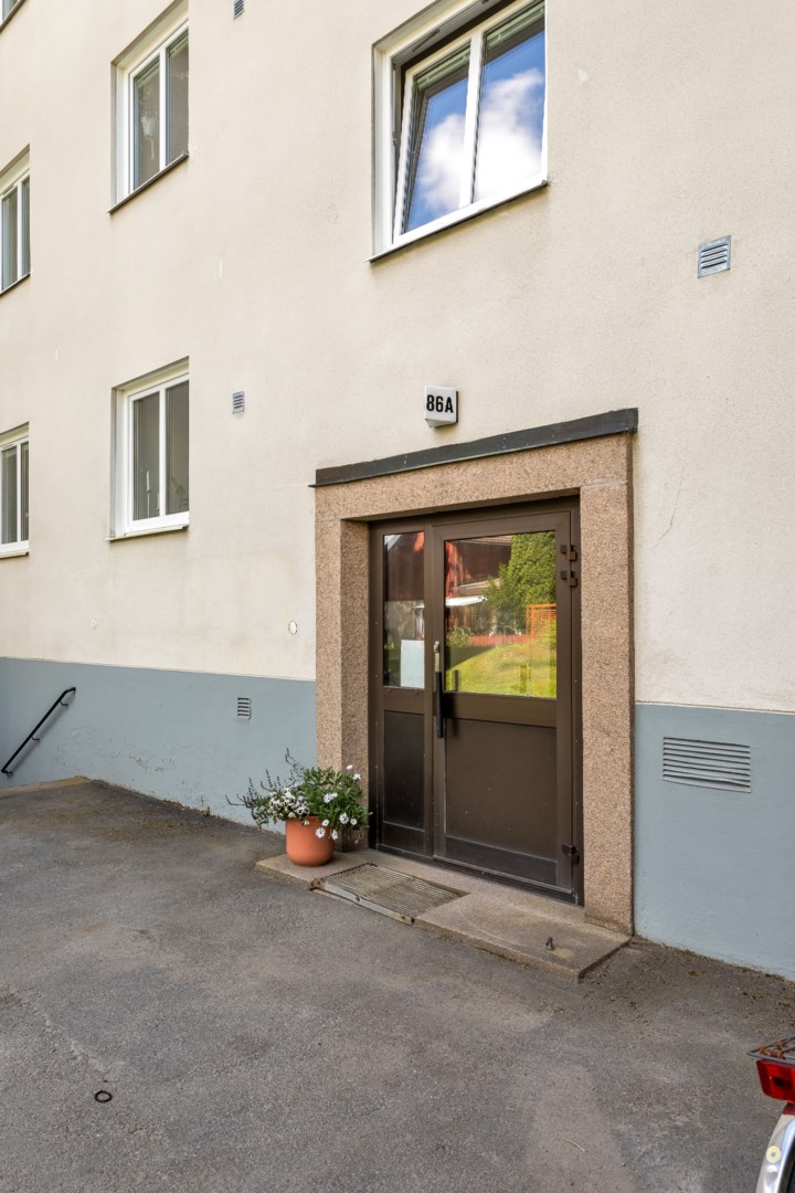 Bostadsbild från Karlsrogatan 86 A, Såld i Sommarro, Uppsala