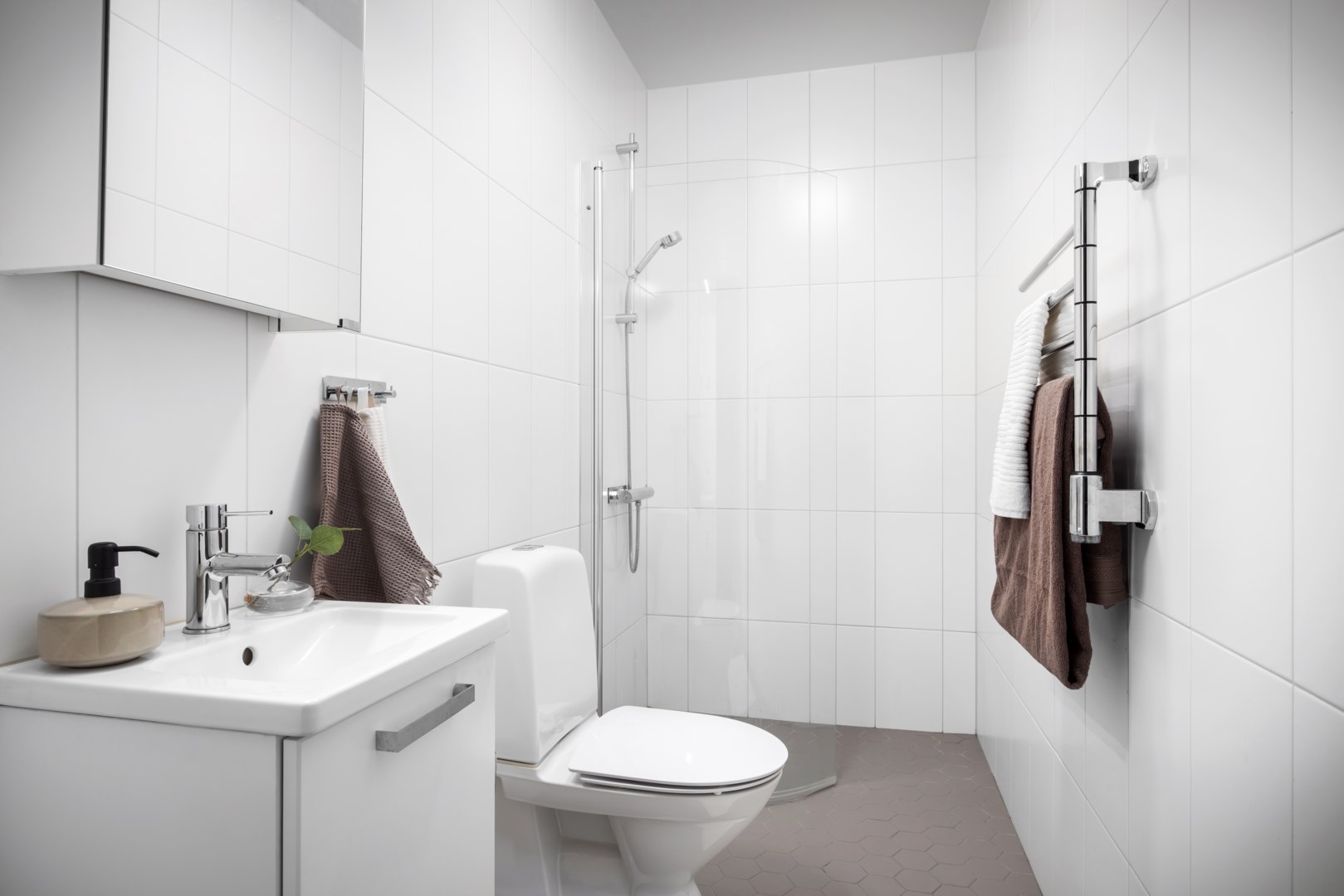 Bostadsbild från Tollareslingan 26, 4 tr, Såld i Tollare, Nacka