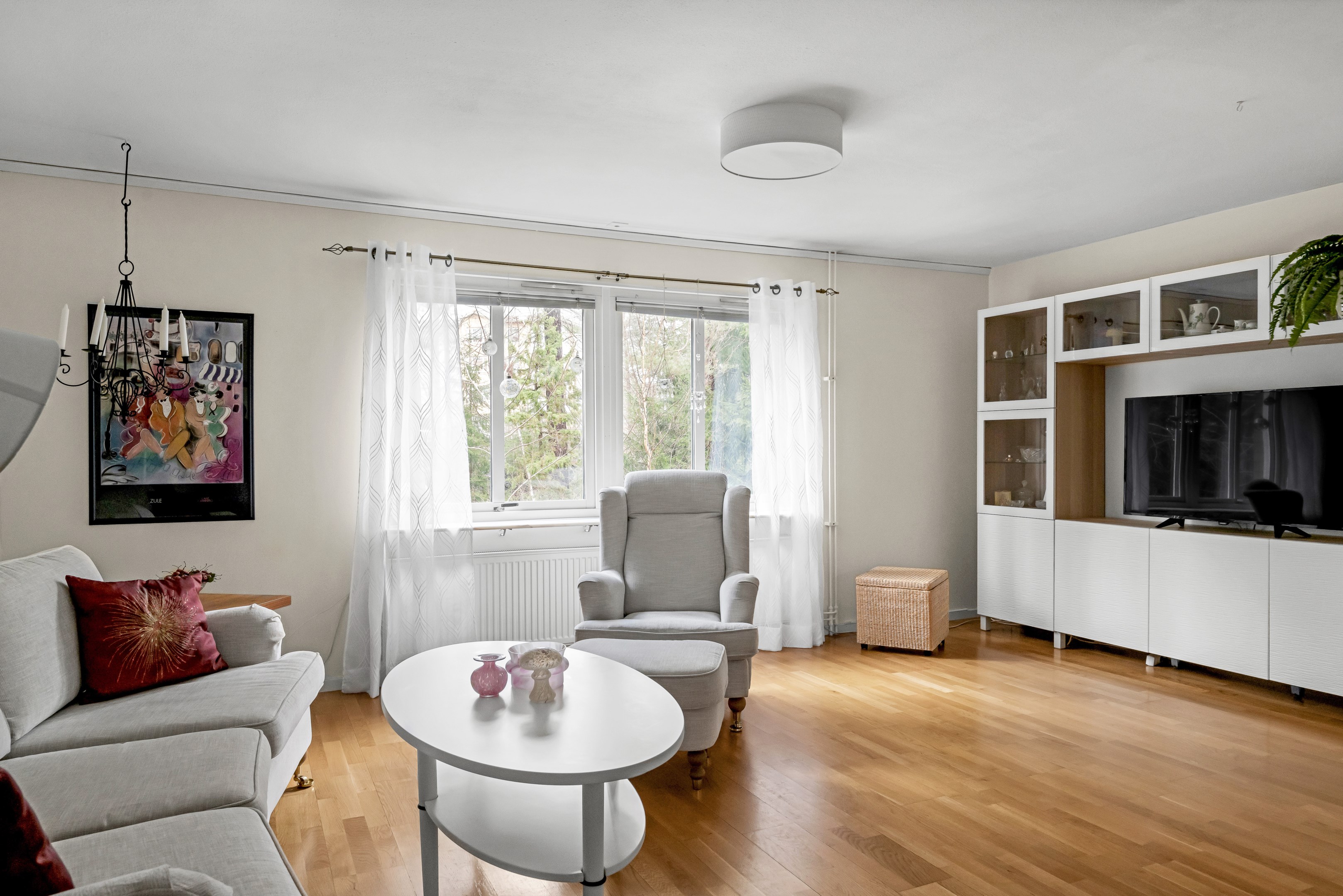 Bostadsbild från Smålandsvägen 3, Såld i Sävja, Uppsala