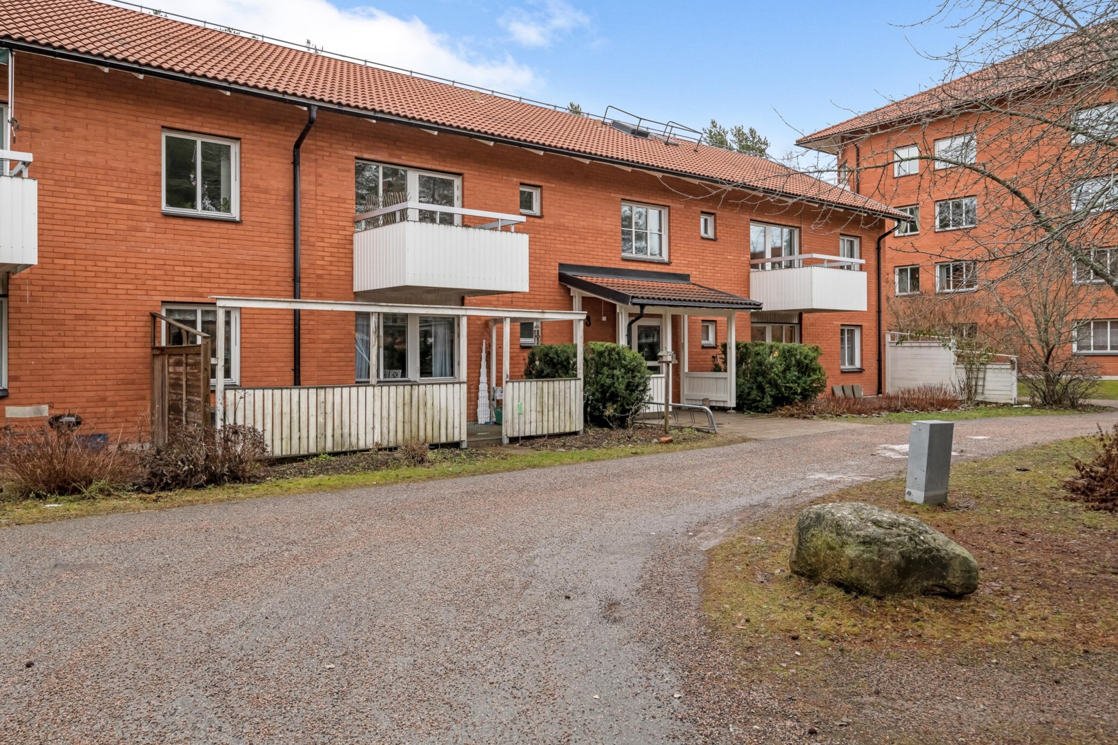Bostadsbild från Smålandsvägen 3, Såld i Sävja, Uppsala