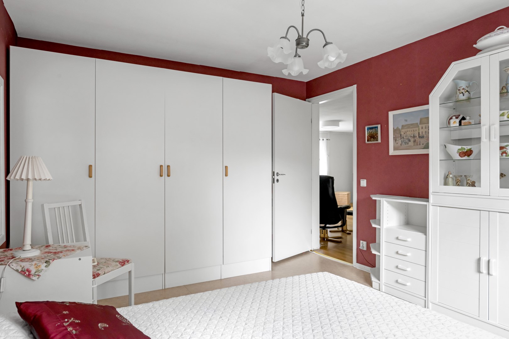 Bostadsbild från Smålandsvägen 3, Såld i Sävja, Uppsala