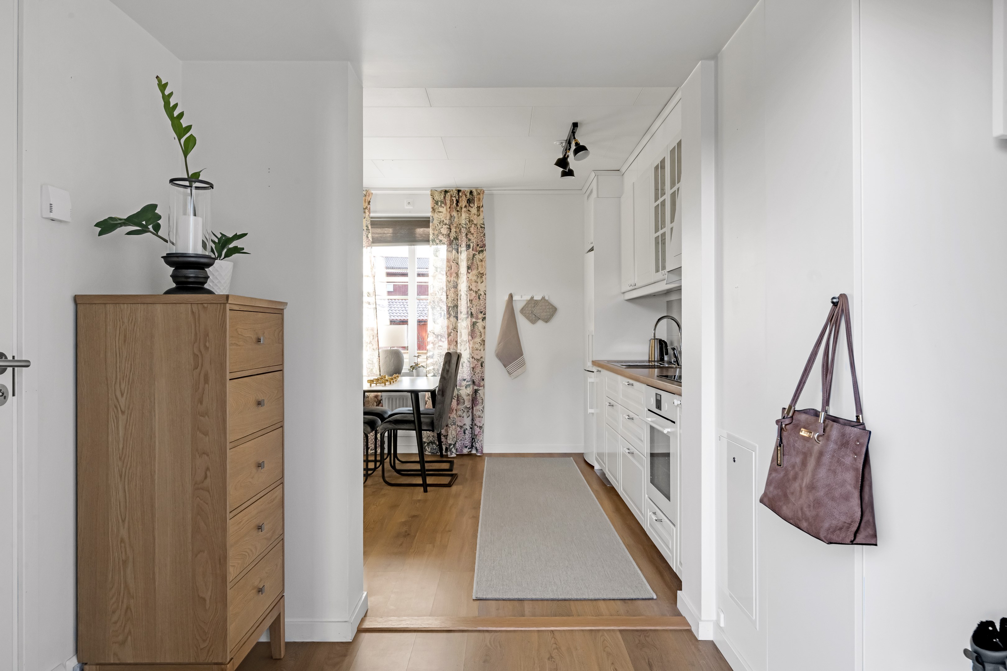 Bostadsbild från Stackmolnsvägen 89 A, Såld i Fullerö, Uppsala