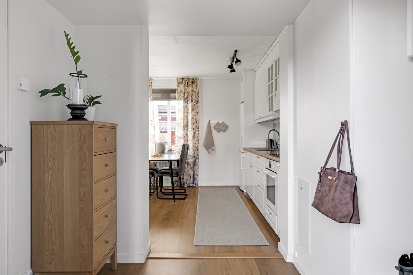 Bostadsbild från Stackmolnsvägen 89 A, Såld i Fullerö, Uppsala