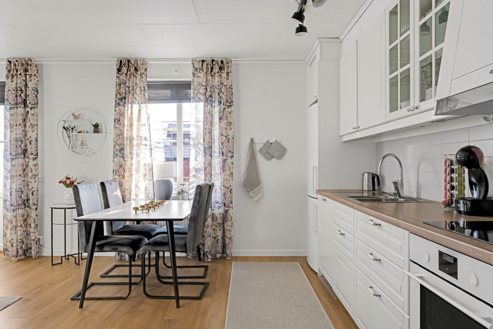 Bostadsbild från Stackmolnsvägen 89 A, Såld i Fullerö, Uppsala