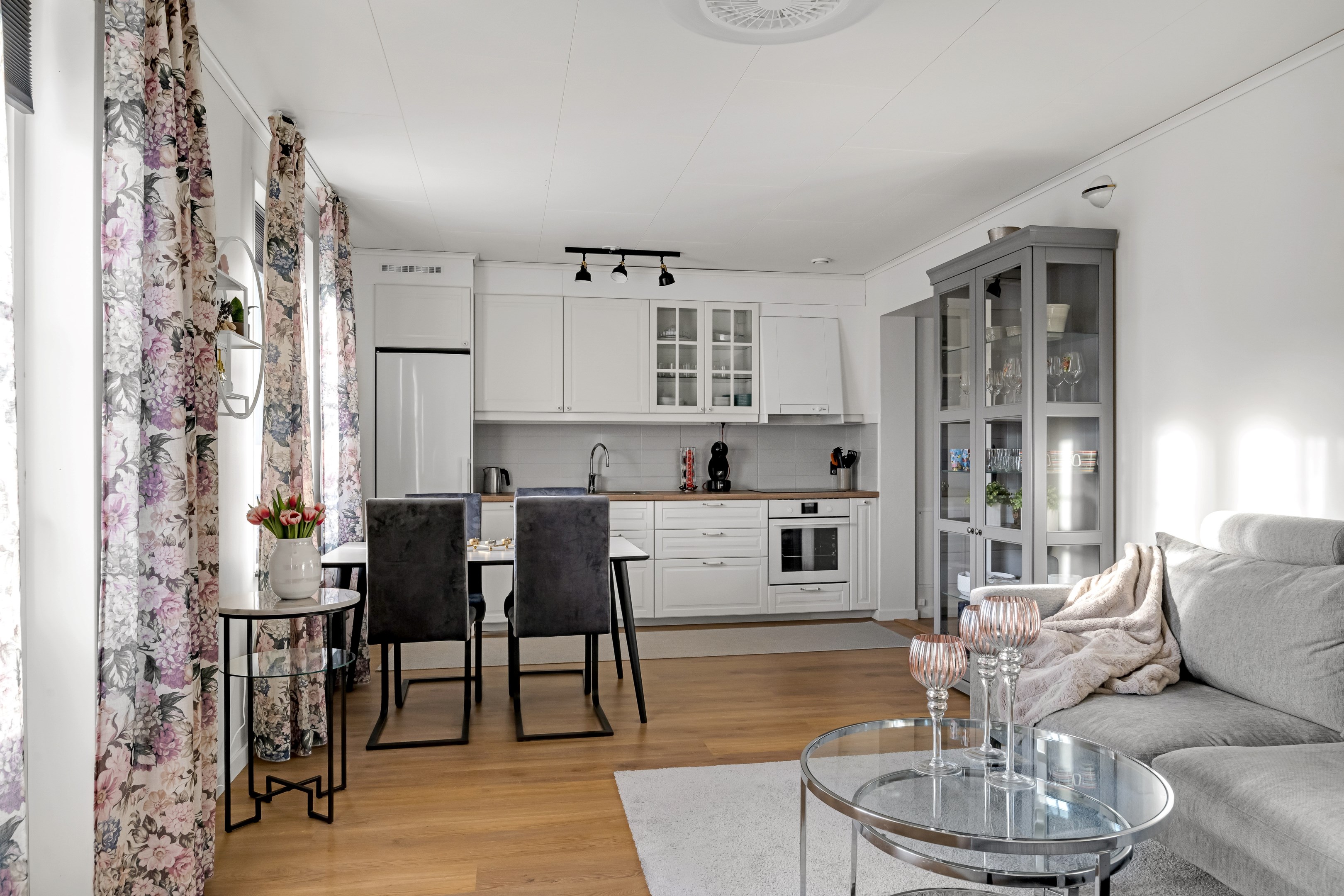 Bostadsbild från Stackmolnsvägen 89 A, Såld i Fullerö, Uppsala