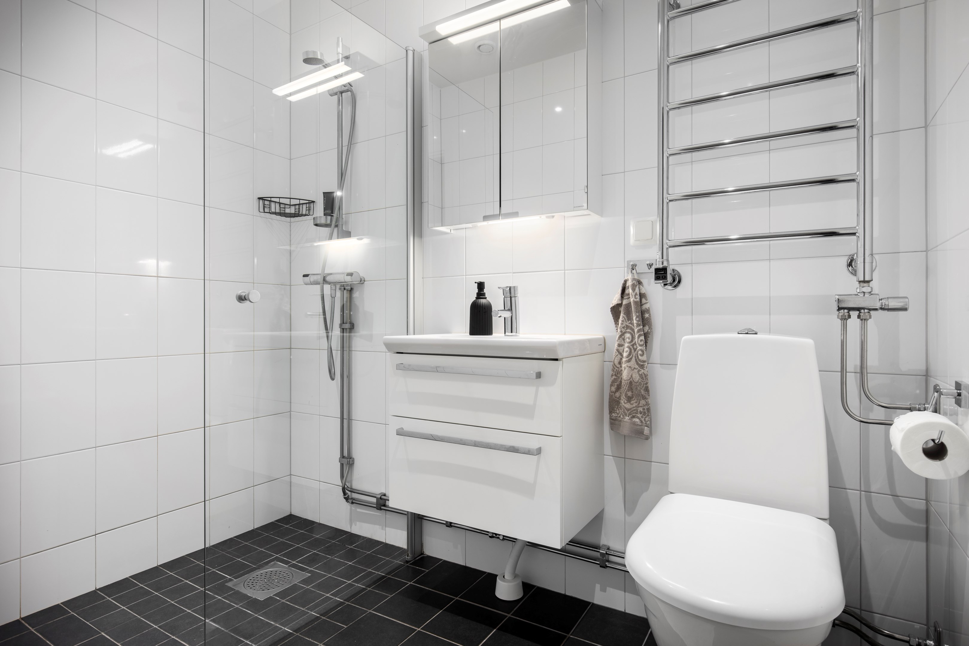 Bostadsbild från Tollareslingan 20, 3 tr, Kommande i Tollare, Nacka