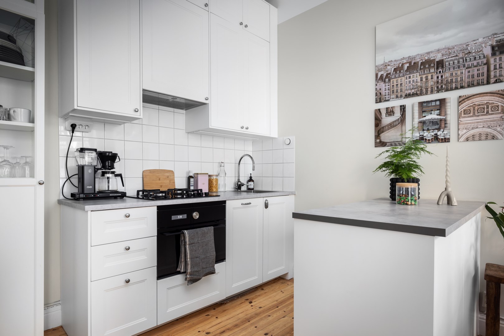 Bostadsbild från Hagagatan 54 A, Såld i Vasastan, Stockholm