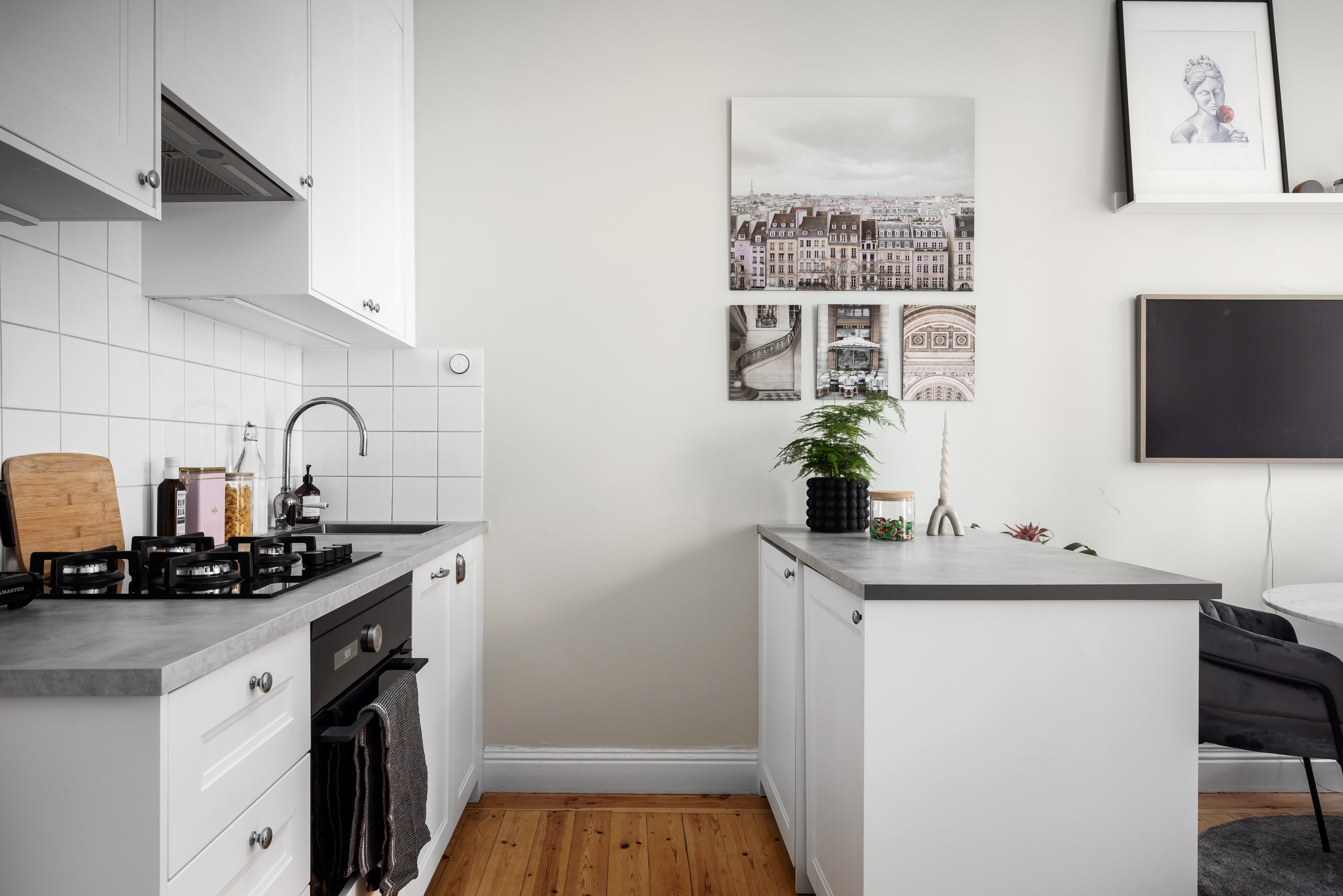 Bostadsbild från Hagagatan 54 A, Såld i Vasastan, Stockholm