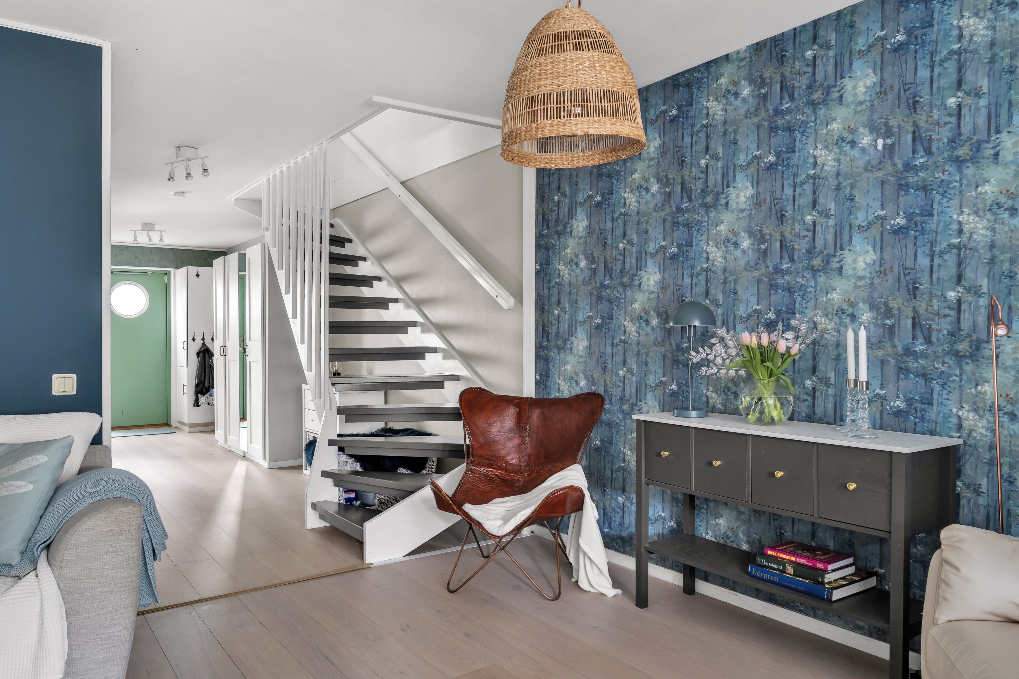 Bostadsbild från Herrhagsvägen 178, Såld i Herrhagen, Uppsala