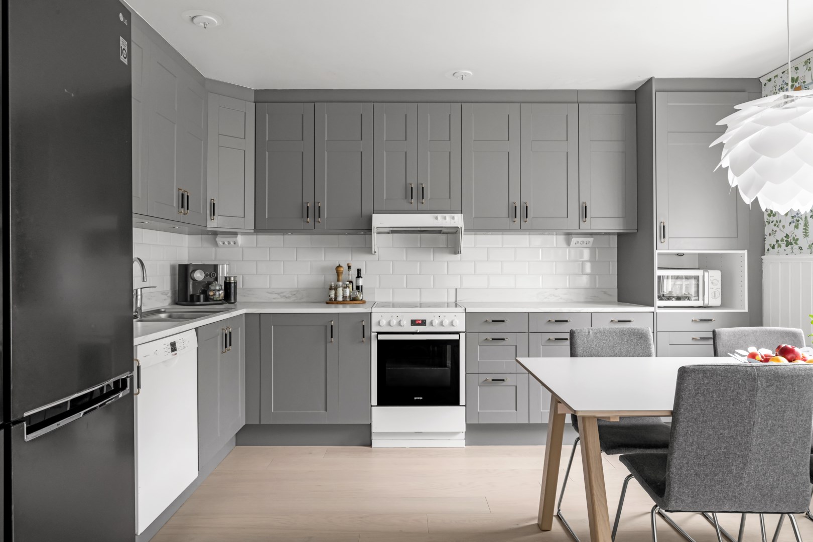 Bostadsbild från Herrhagsvägen 178, Såld i Herrhagen, Uppsala