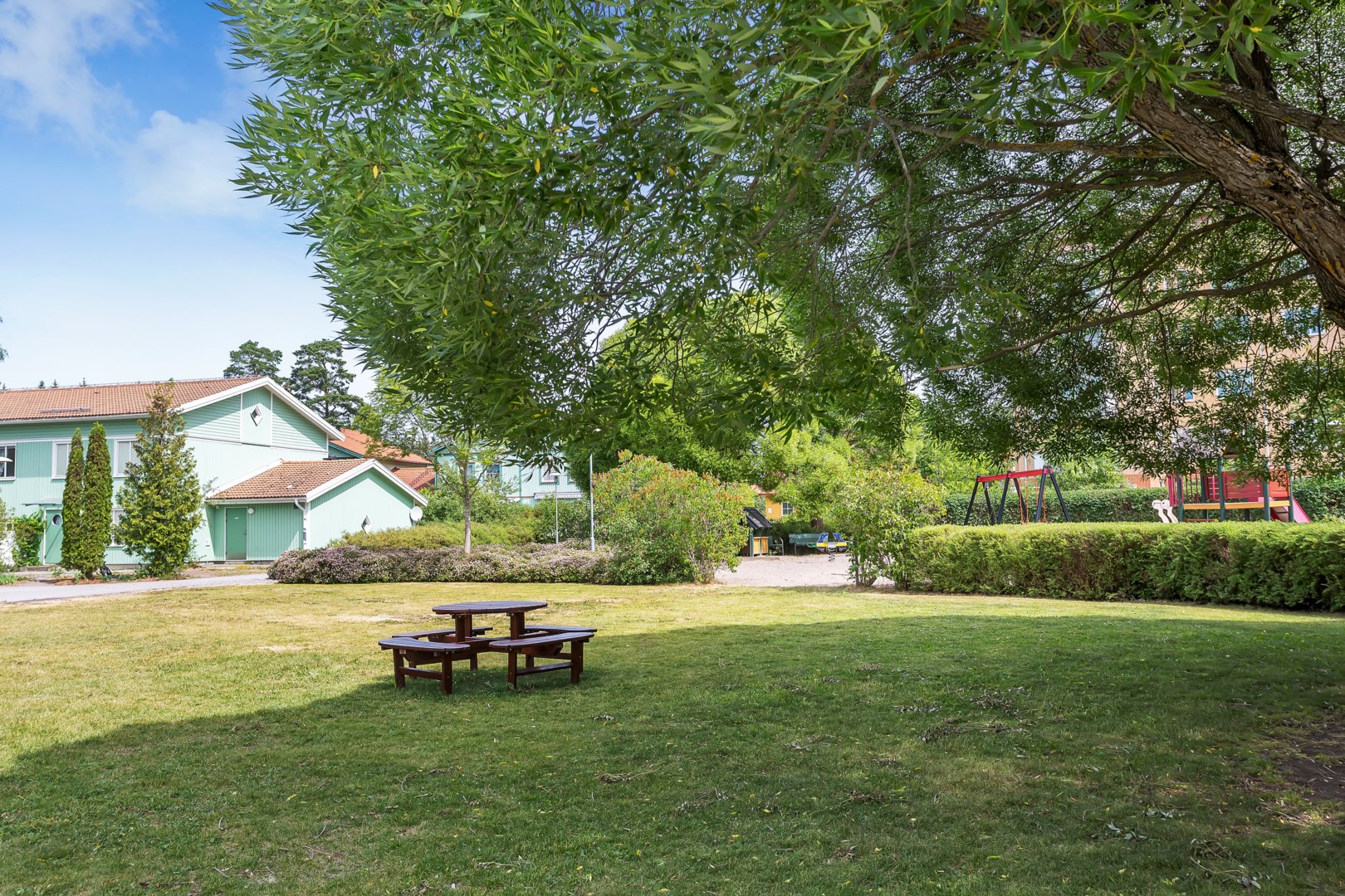 Bostadsbild från Herrhagsvägen 178, Såld i Herrhagen, Uppsala