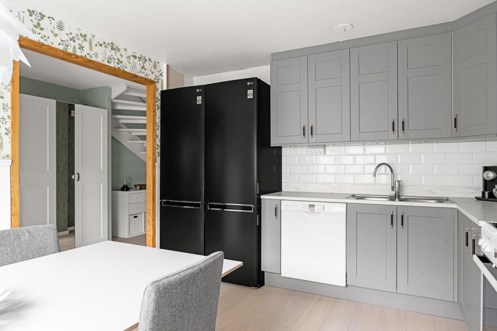 Bostadsbild från Herrhagsvägen 178, Såld i Herrhagen, Uppsala