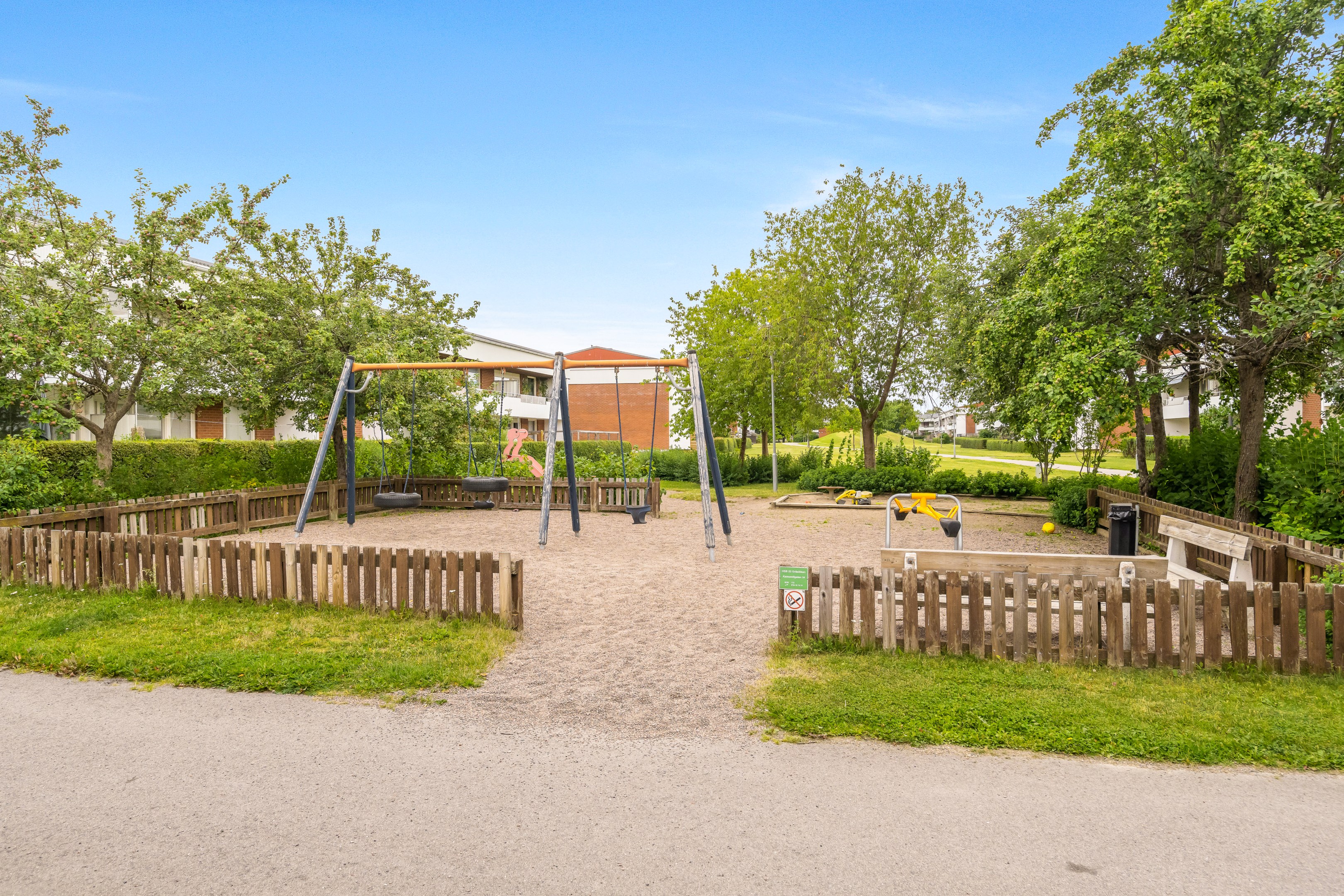 Bostadsbild från Kamomillgatan 30, Såld i Årsta, Uppsala