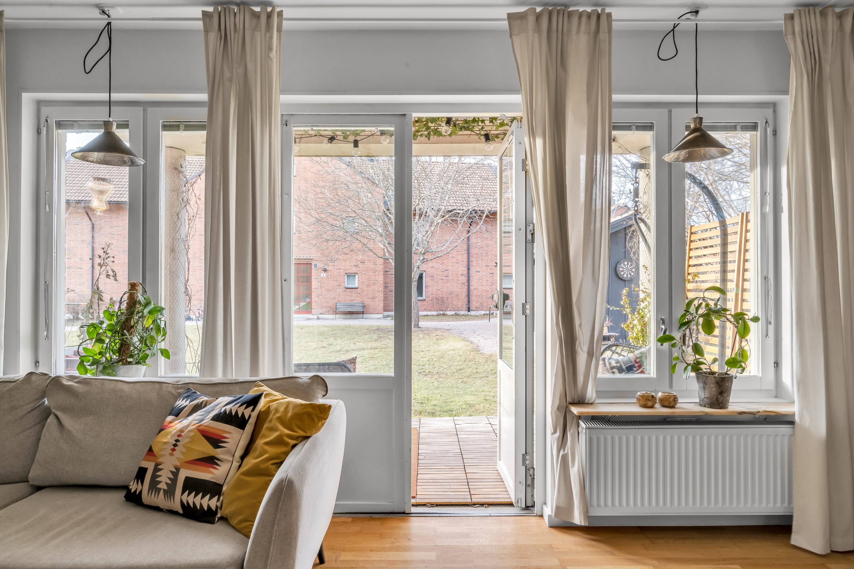 Bostadsbild från Basarbovägen 6, Såld i Ekeby, Uppsala