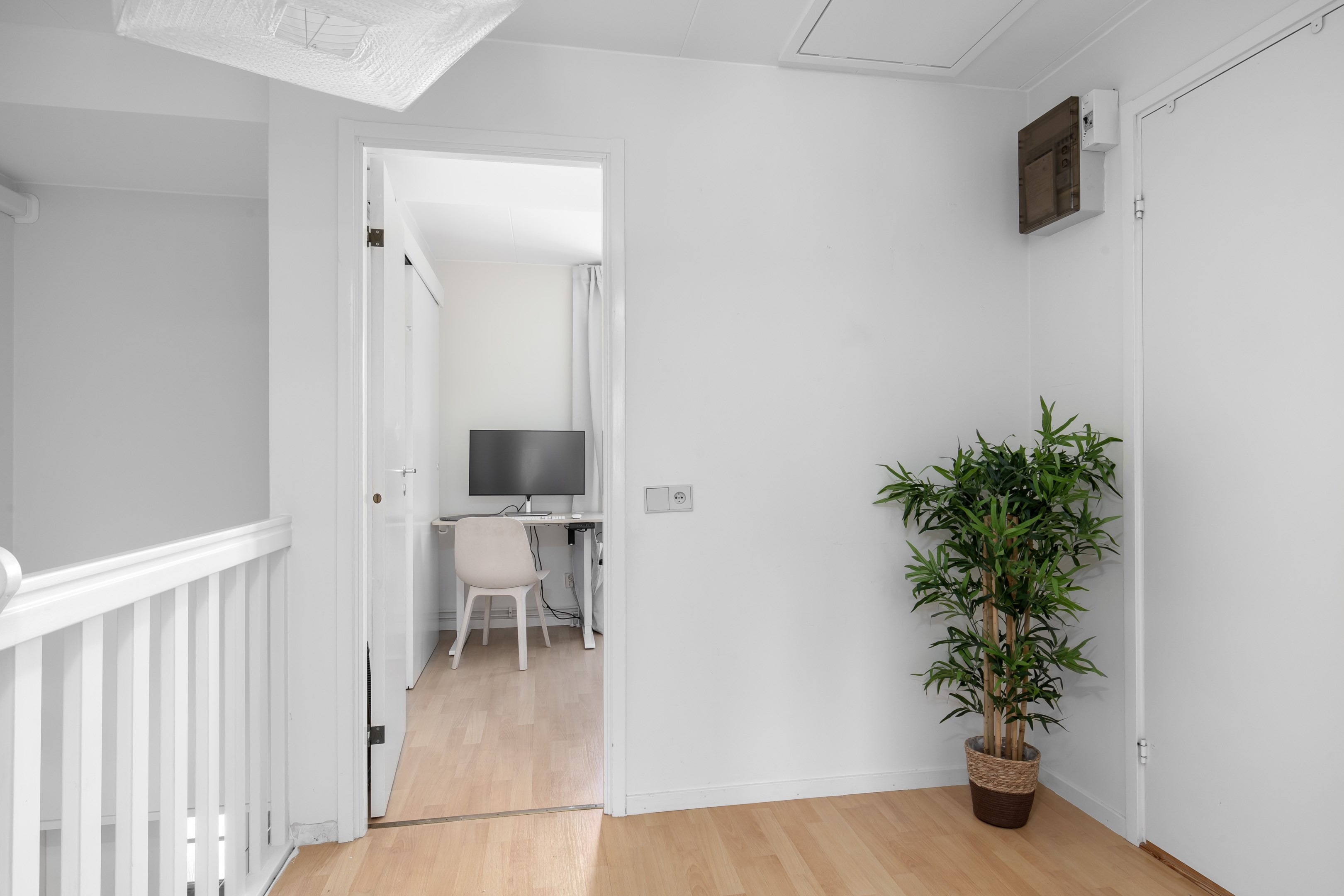 Bostadsbild från Vitmossevägen 108, Såld i Holmviksskogen, Värmdö