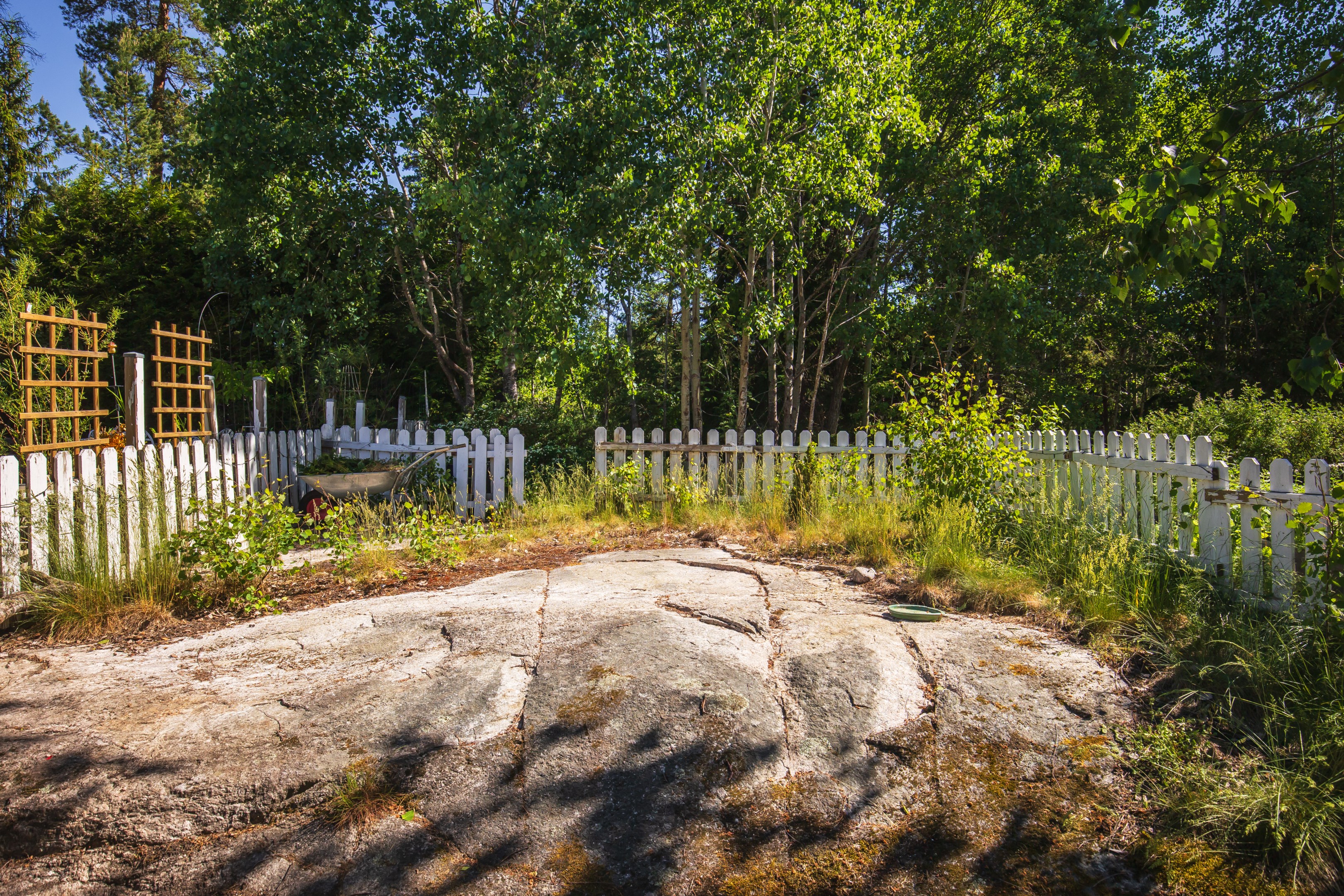 Bostadsbild från Vitmossevägen 108, Såld i Holmviksskogen, Värmdö