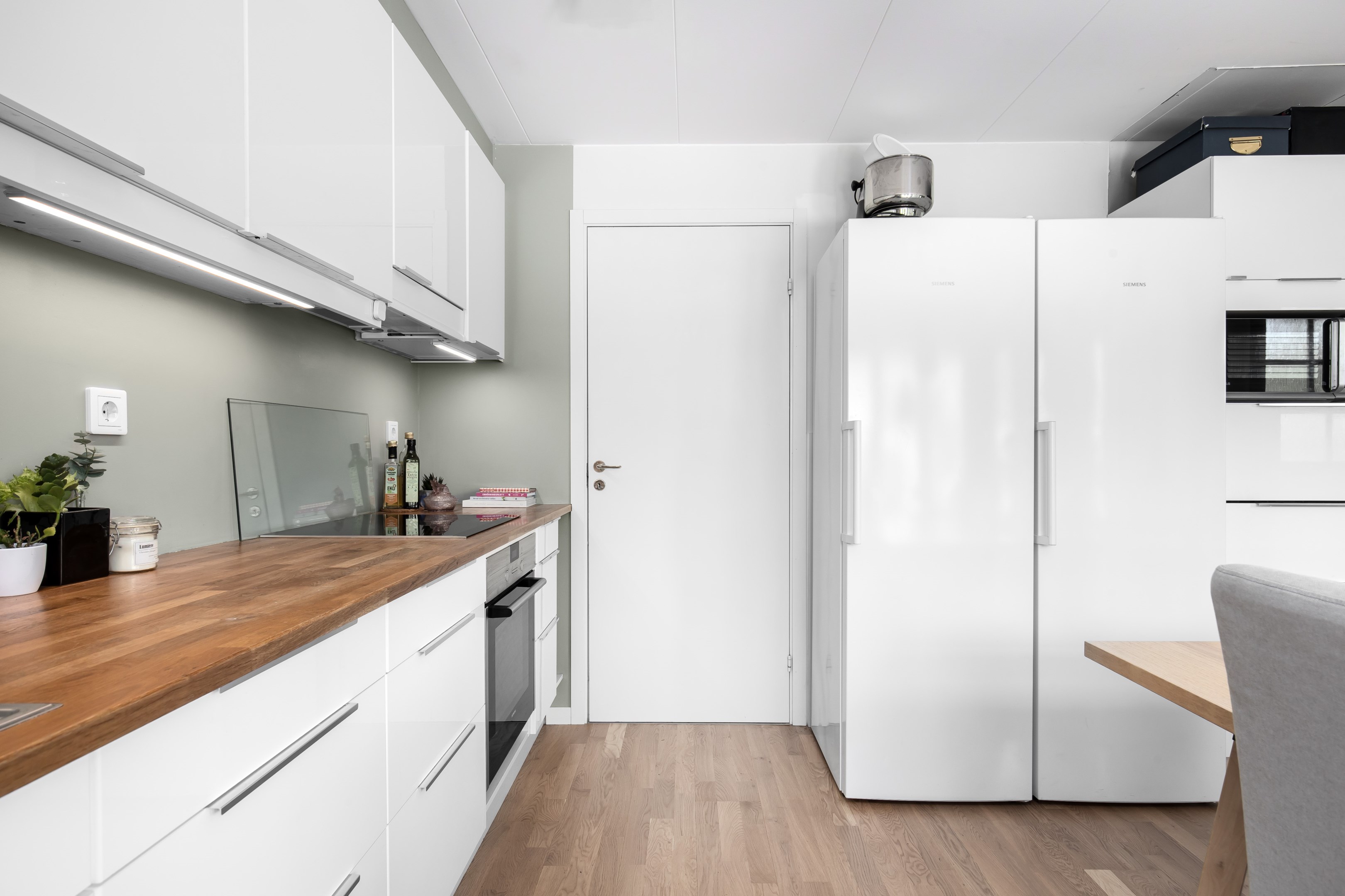 Bostadsbild från Vitmossevägen 108, Såld i Holmviksskogen, Värmdö