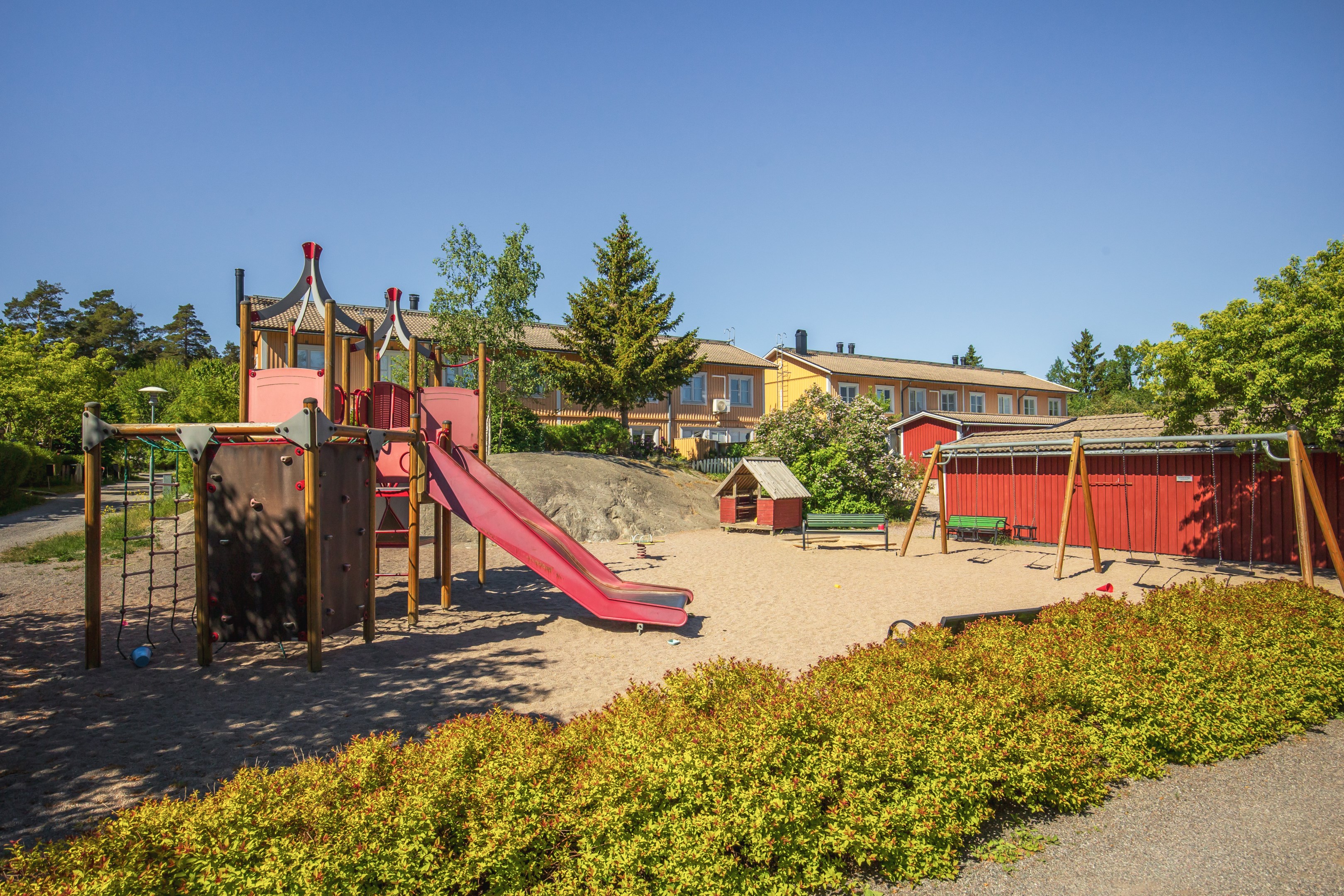 Bostadsbild från Vitmossevägen 108, Såld i Holmviksskogen, Värmdö