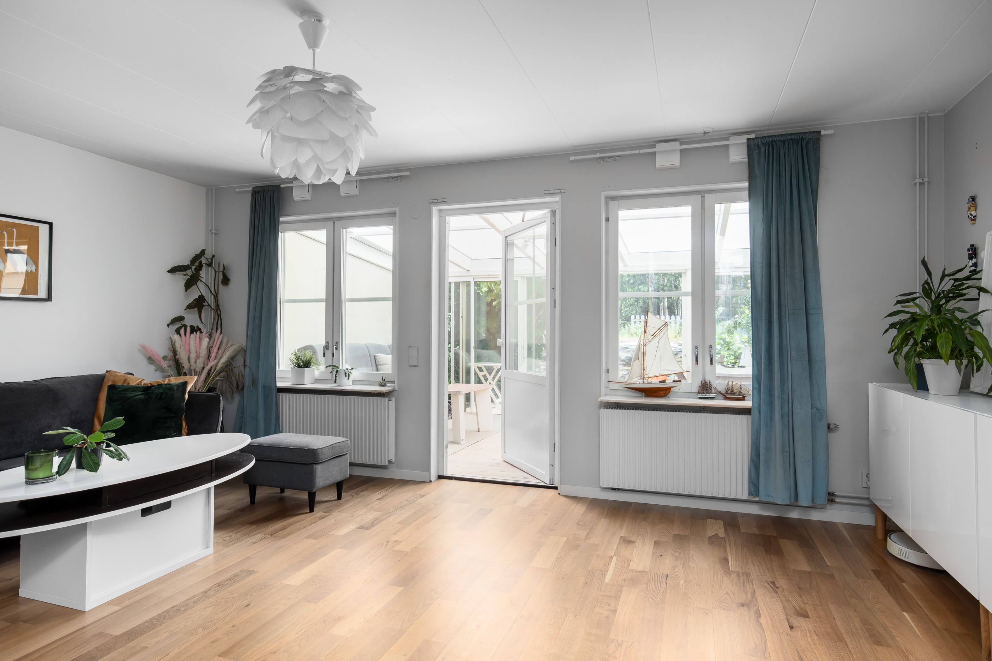 Bostadsbild från Vitmossevägen 108, Såld i Holmviksskogen, Värmdö