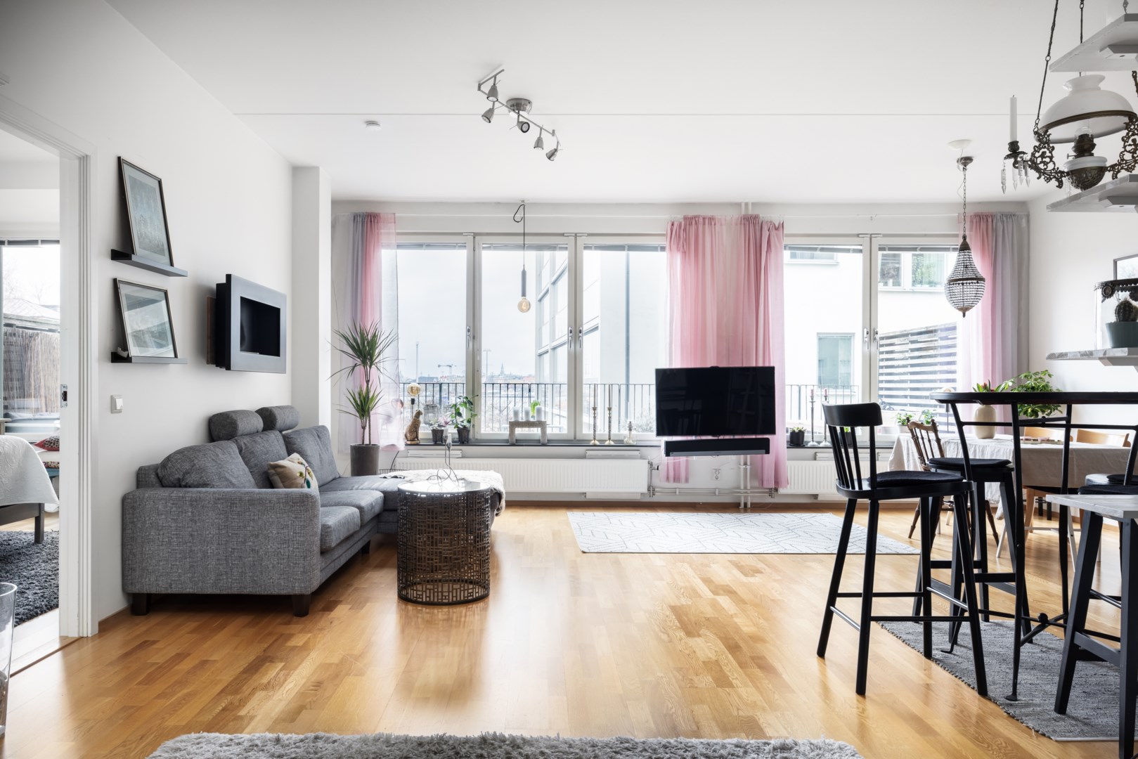 Bostadsbild från Sjökvarnsbacken 10, Såld i Saltsjöqvarn, Nacka