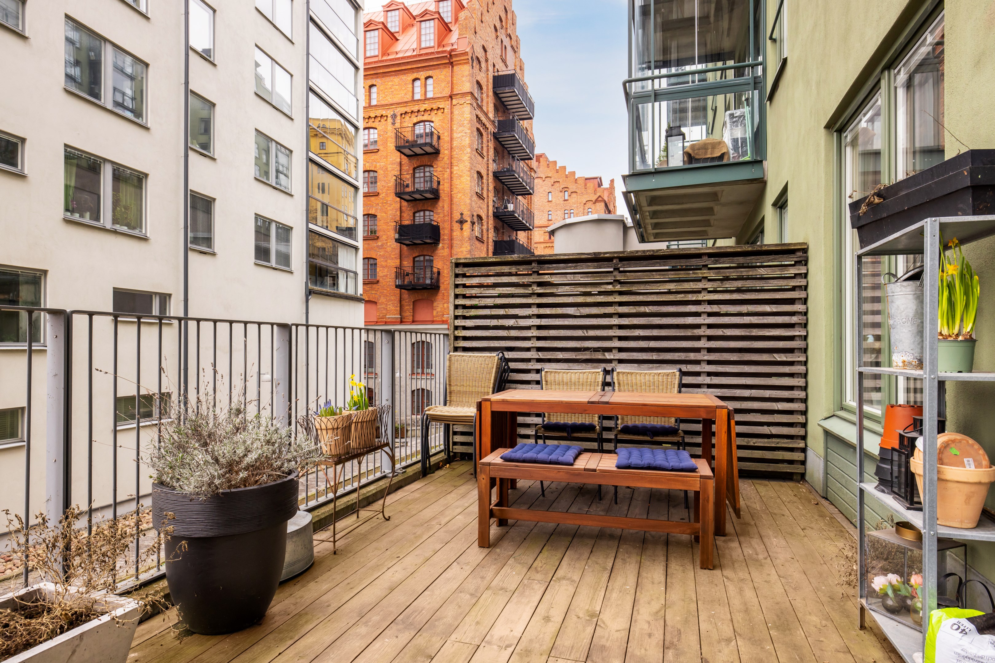 Bostadsbild från Sjökvarnsbacken 10, Såld i Saltsjöqvarn, Nacka